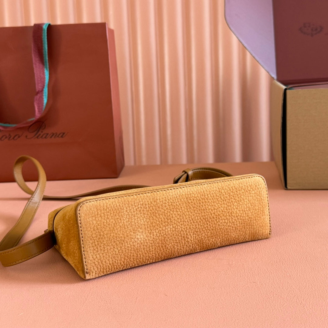 LuxluxHouse Best Quality Bags Loro Piana Women