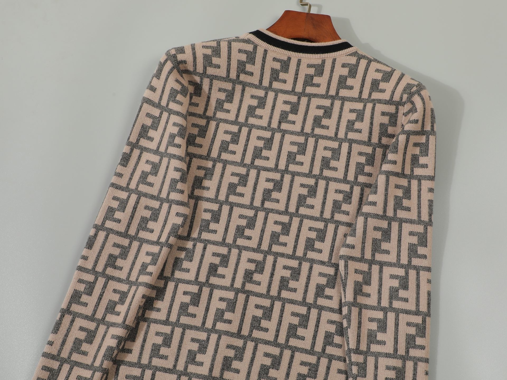LuxluxHouse Best Quality Clothes Fendi Hoodie & Sweater