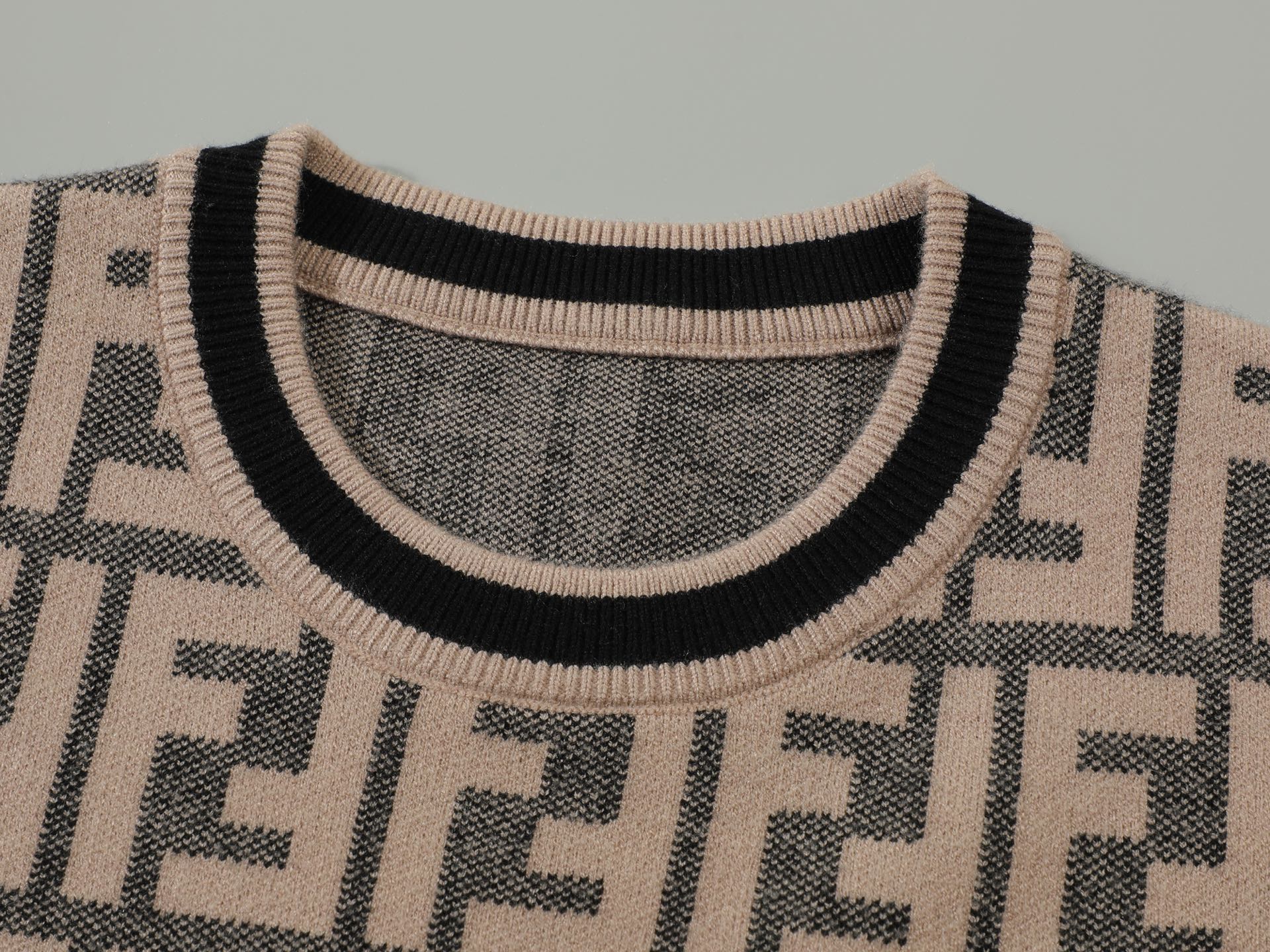 LuxluxHouse Best Quality Clothes Fendi Hoodie & Sweater
