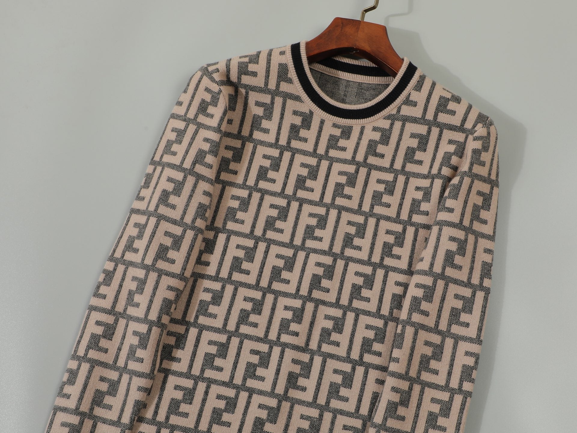 LuxluxHouse Best Quality Clothes Fendi Hoodie & Sweater