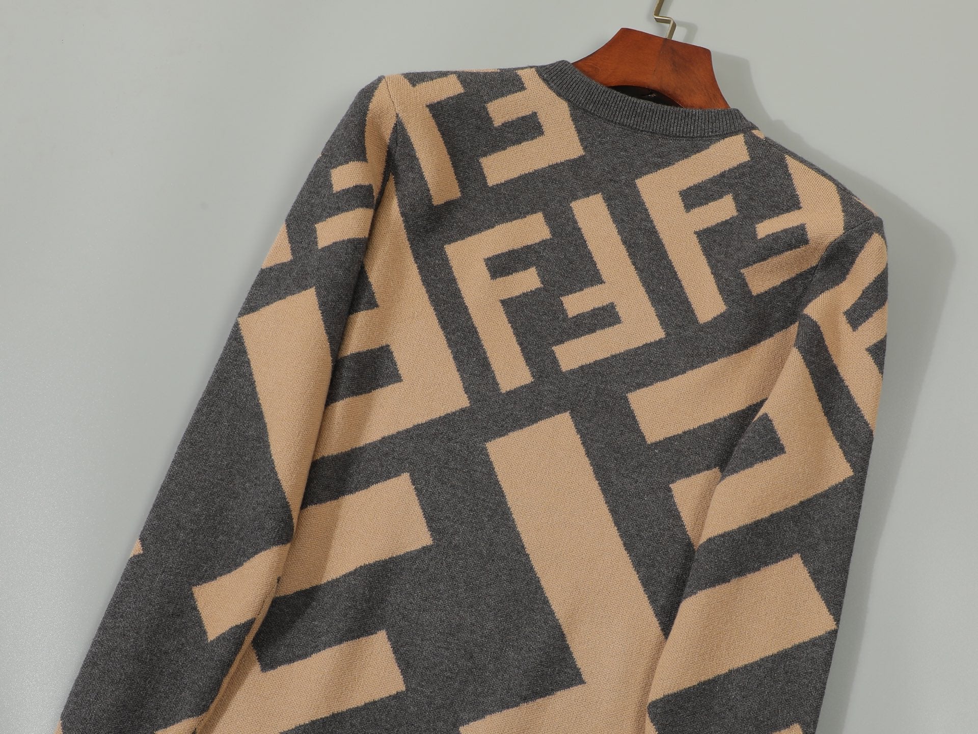 LuxluxHouse Best Quality Clothes Fendi Hoodie & Sweater