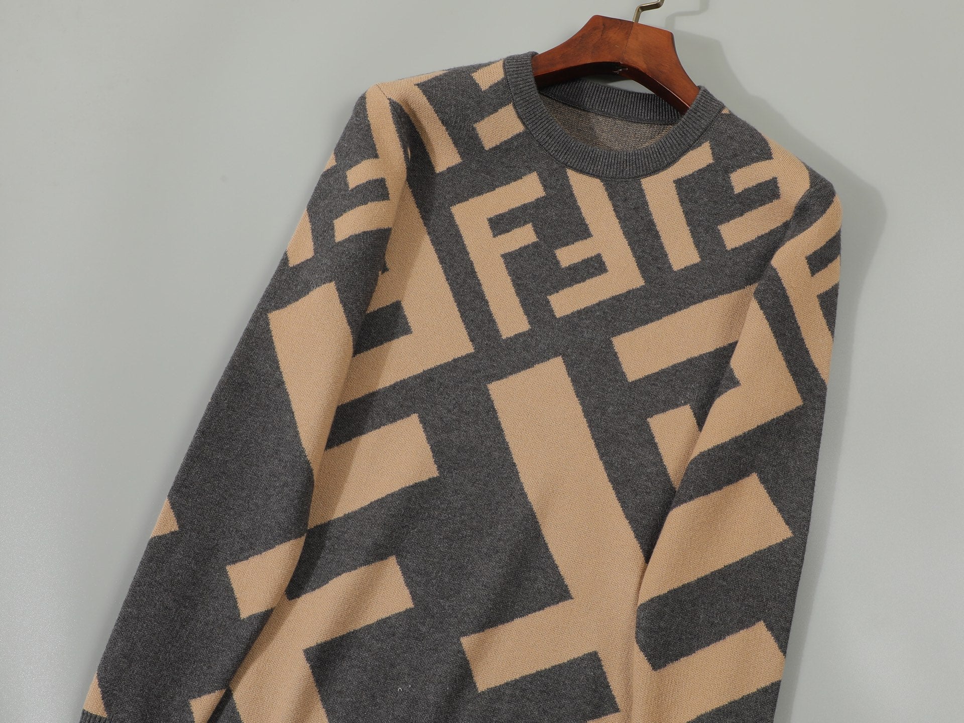 LuxluxHouse Best Quality Clothes Fendi Hoodie & Sweater