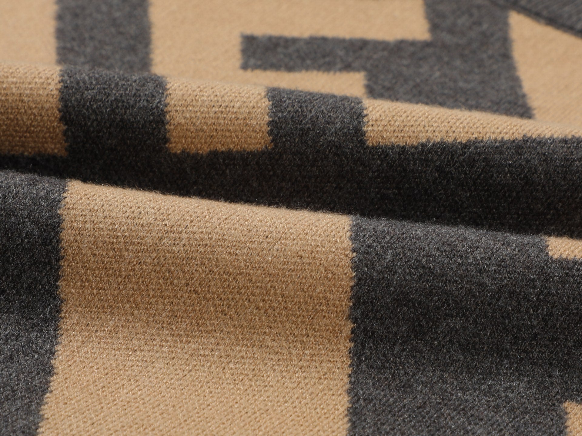 LuxluxHouse Best Quality Clothes Fendi Hoodie & Sweater