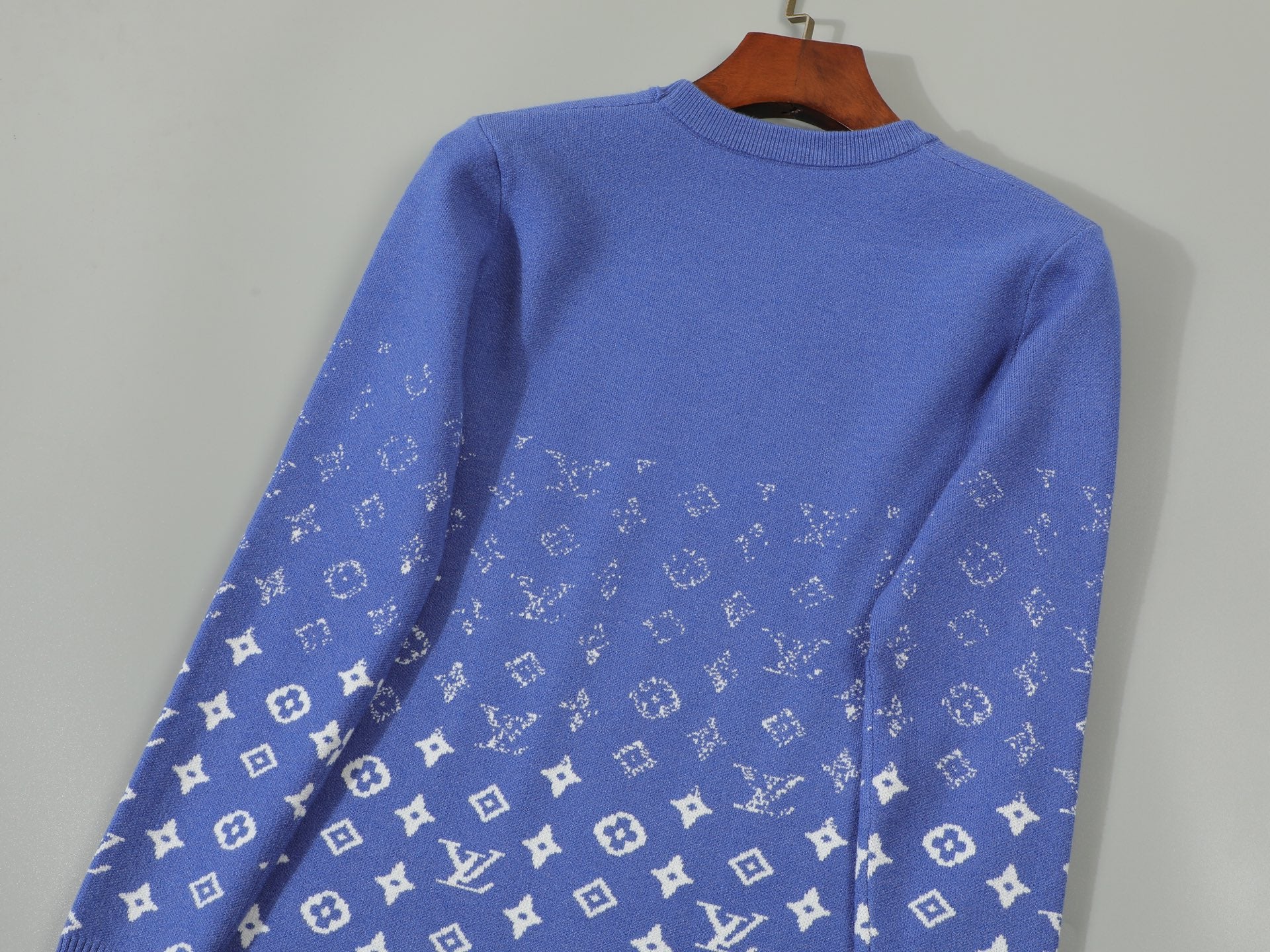 LuxluxHouse Best Quality Clothes Hoodie & Sweater Louis Vuitton