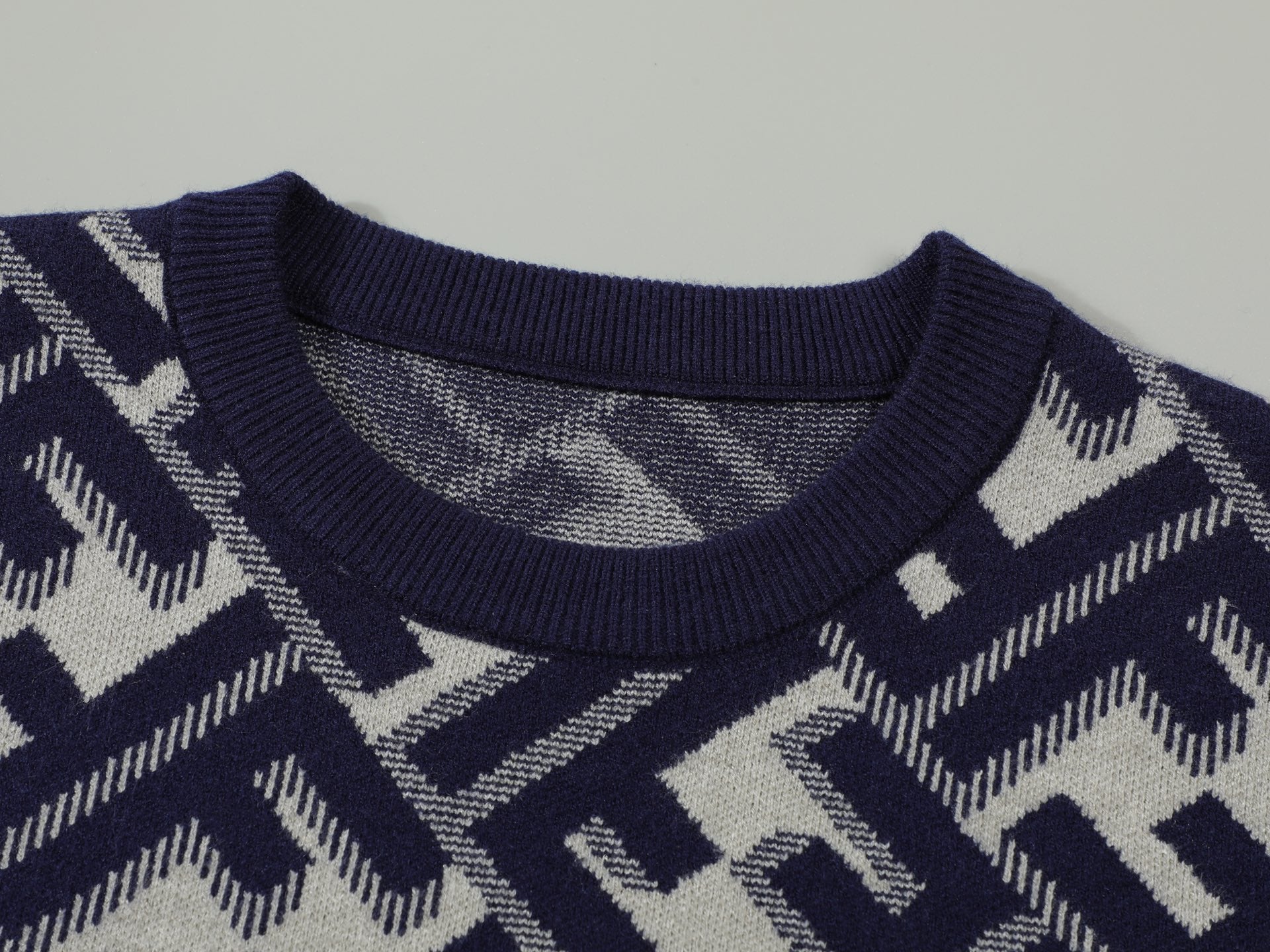 LuxluxHouse Best Quality Clothes Fendi Hoodie & Sweater