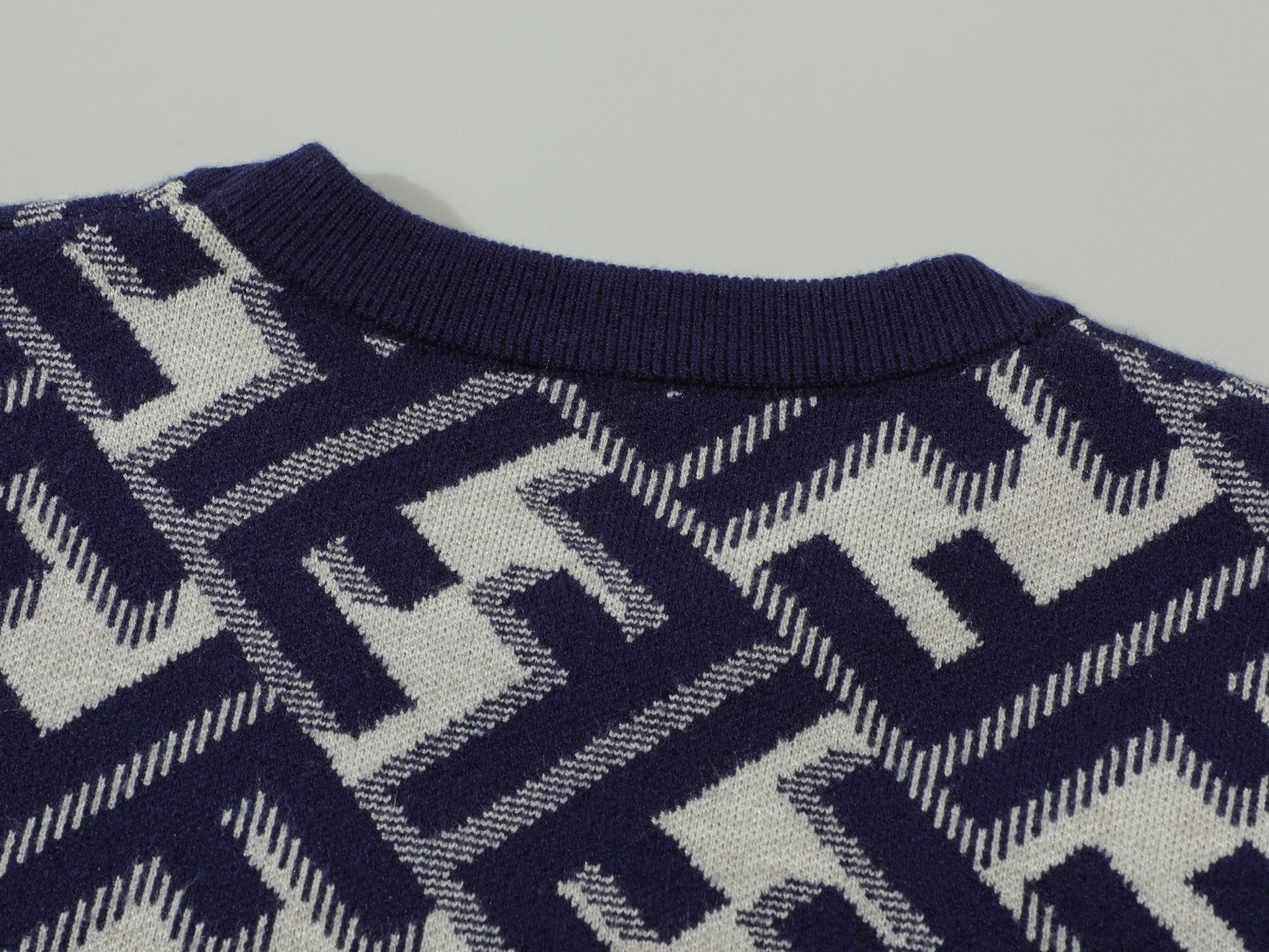 LuxluxHouse Best Quality Clothes Fendi Hoodie & Sweater