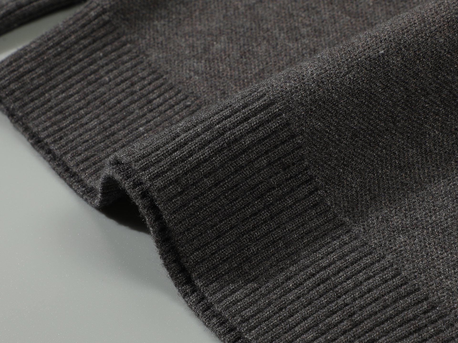 LuxluxHouse Best Quality Clothes Hoodie & Sweater Loewe