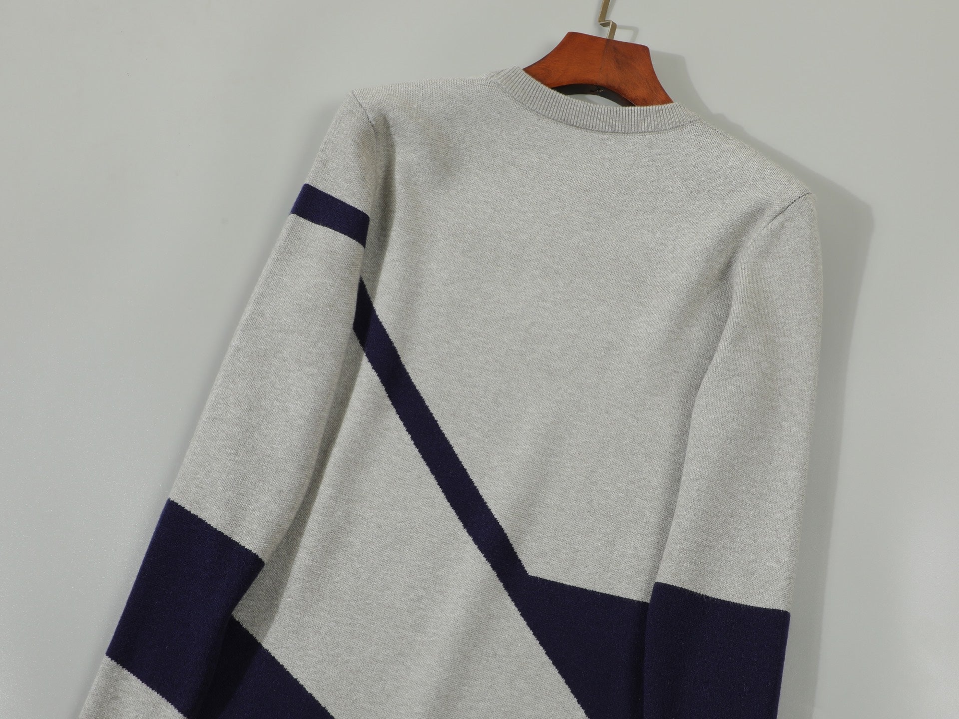 LuxluxHouse Best Quality Clothes Versace Hoodie & Sweater