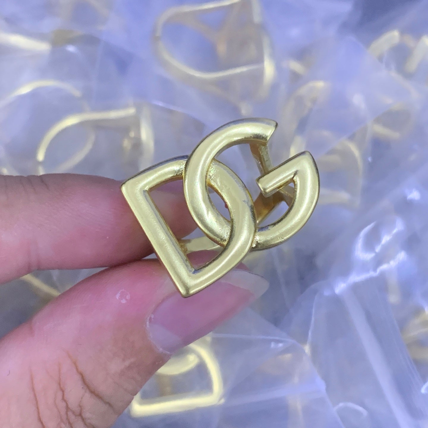 LuxluxHouse Low Price And High Quality Accessories Dolce & Gabbana