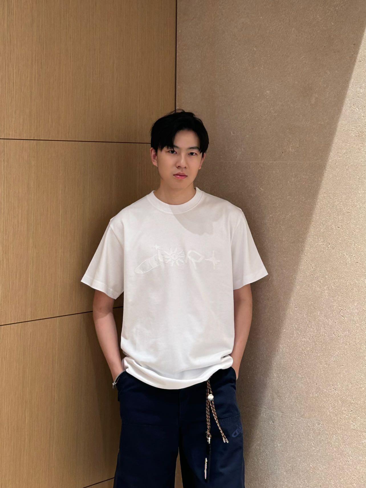 LuxluxHouse Best Quality Clothes T-shirt Dior