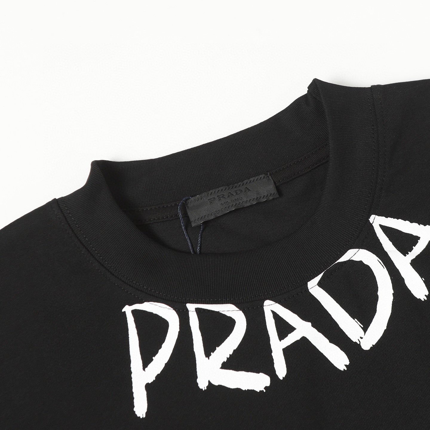 LuxluxHouse Best Quality Clothes T-shirt Prada