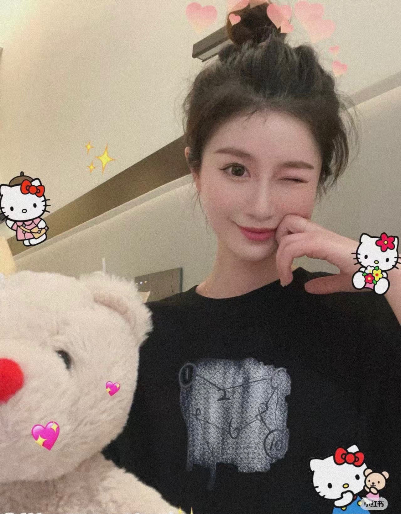 LuxluxHouse Best Quality Clothes T-shirt Chanel & Maison Margiela