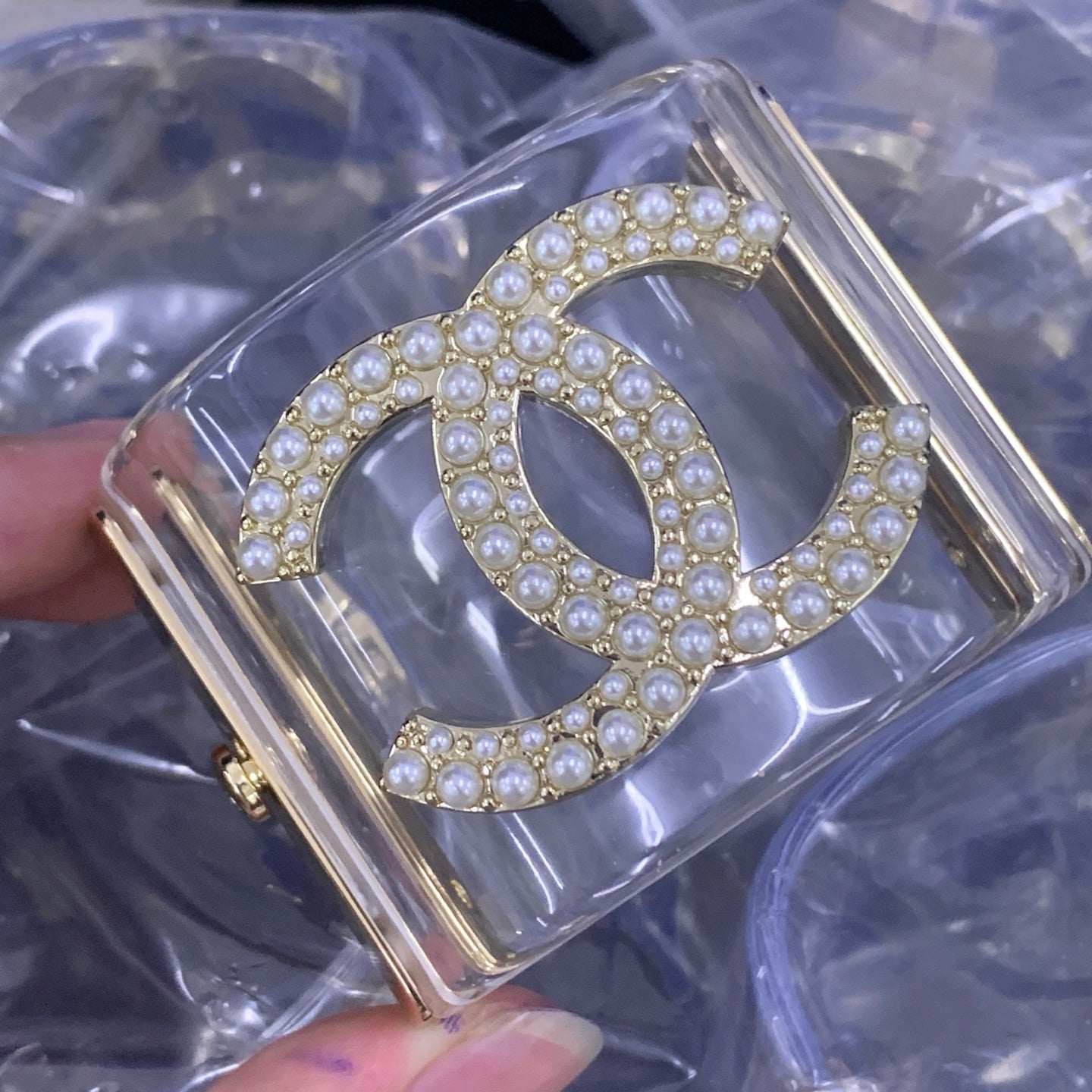 LuxluxHouse Low Price And High Quality Accessories Chanel