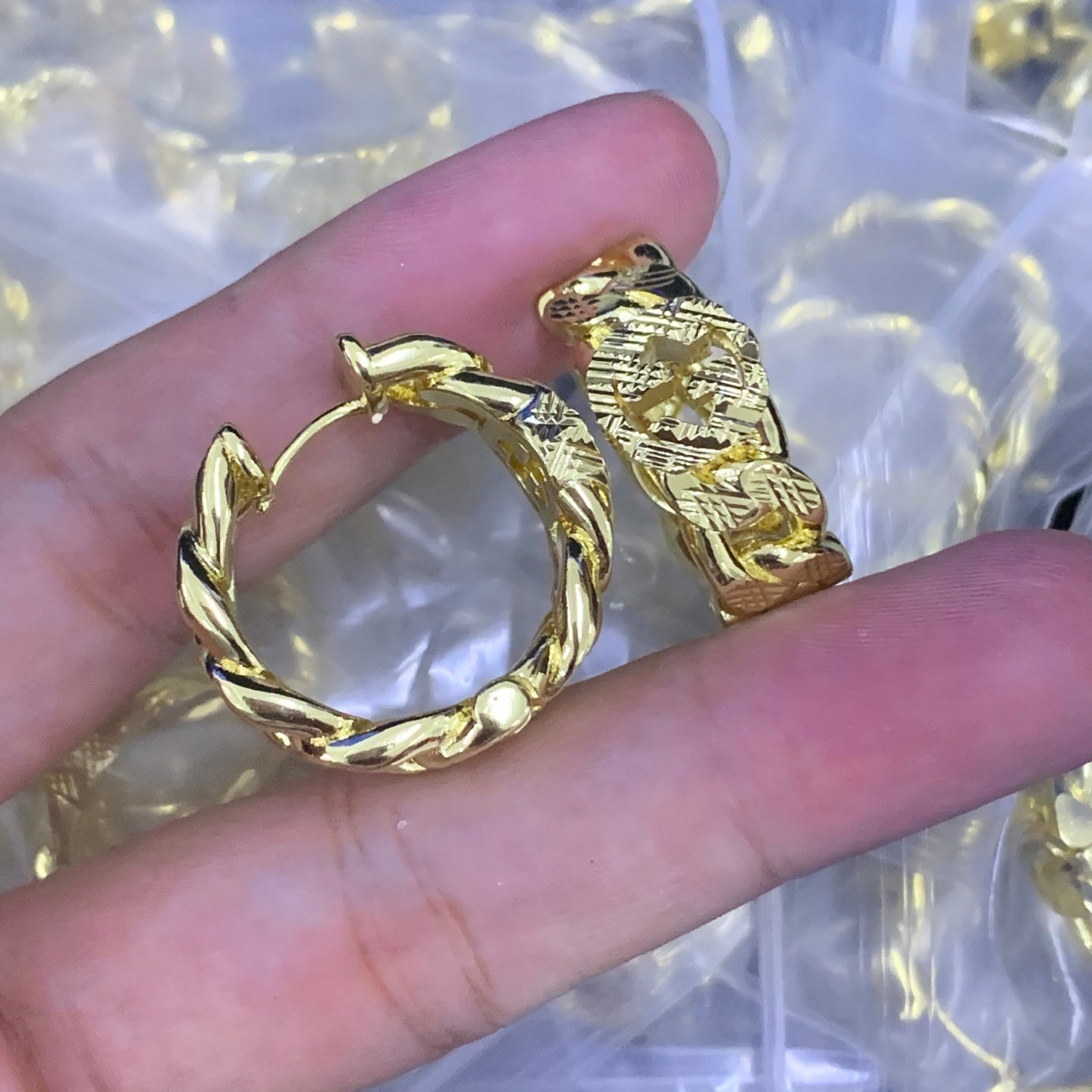 LuxluxHouse Low Price And High Quality Accessories Gucci