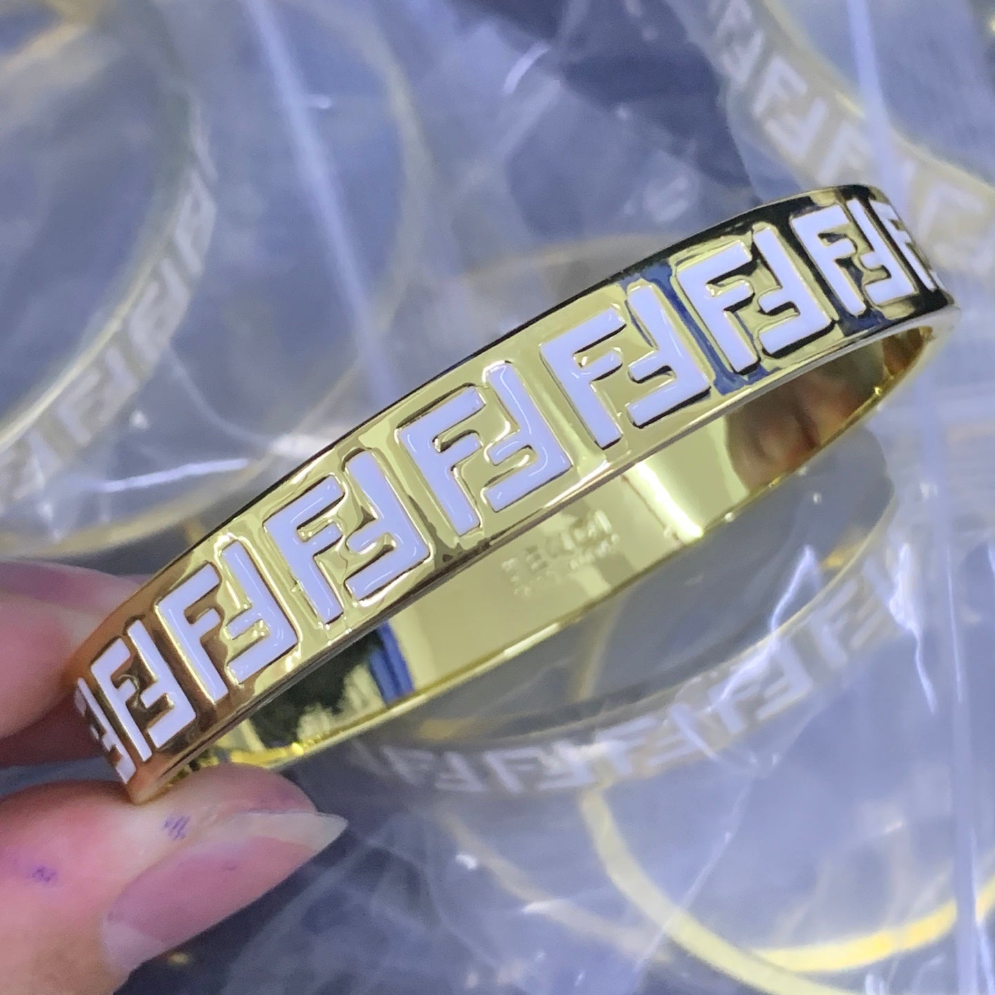 LuxluxHouse Low Price And High Quality Accessories Fendi