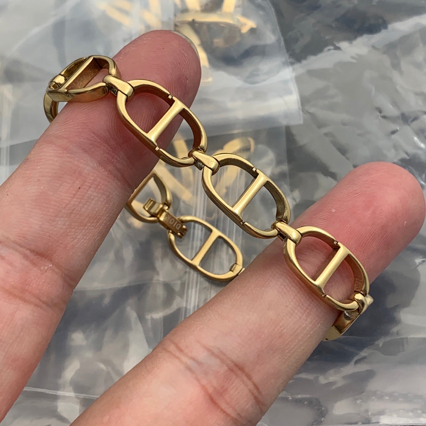 LuxluxHouse Low Price And High Quality Accessories Dior