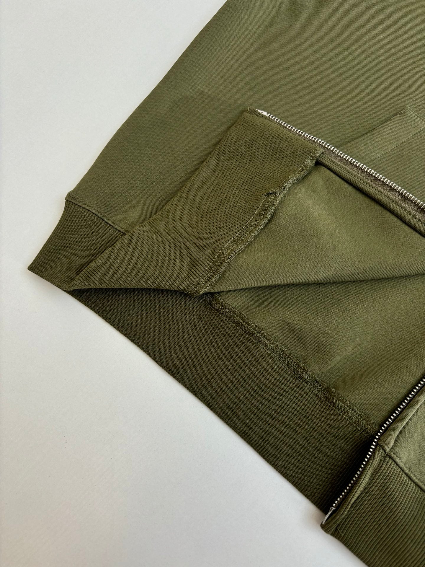 LuxluxHouse Best Quality Clothes Gucci Hoodie & Sweater