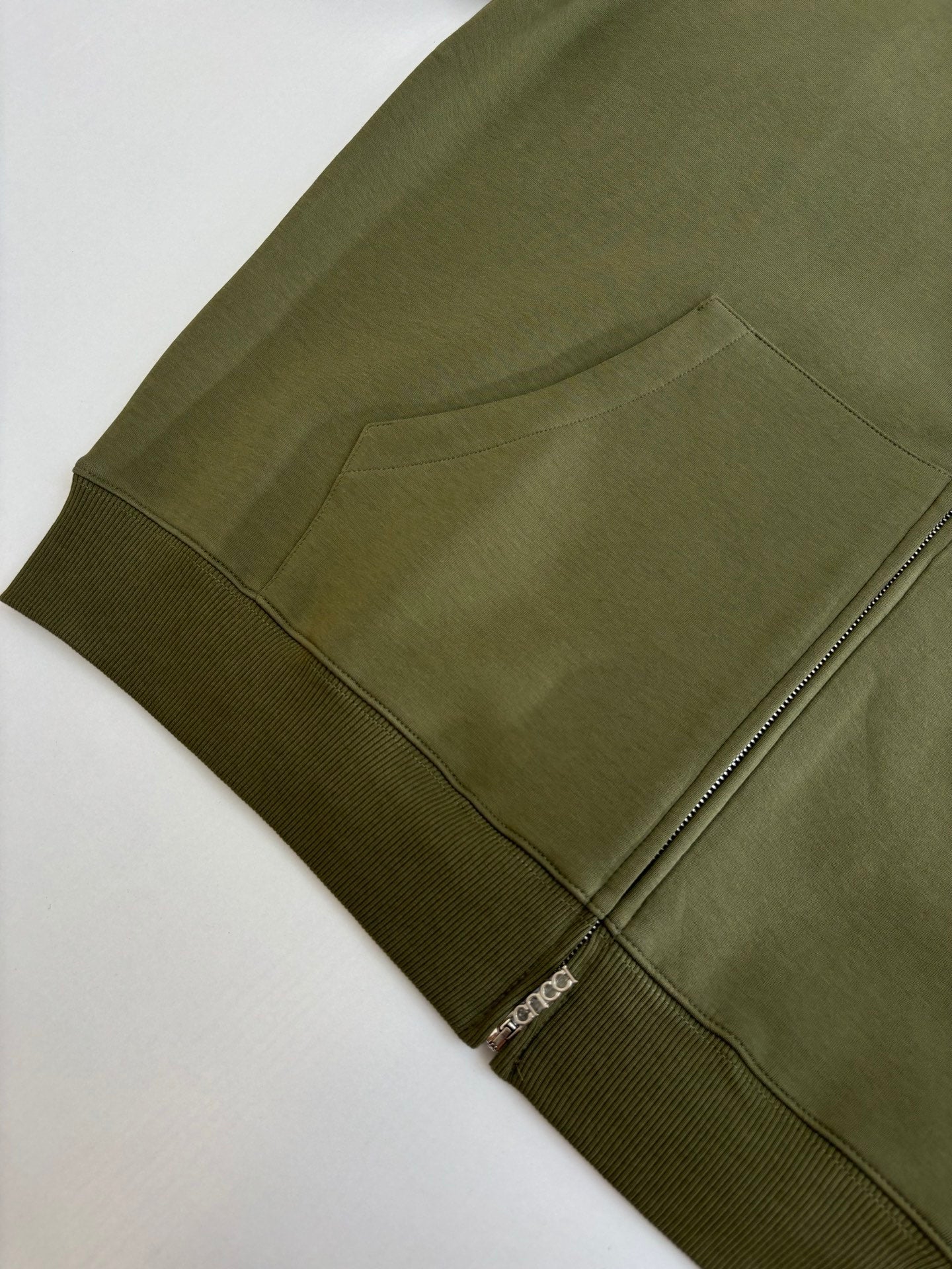 LuxluxHouse Best Quality Clothes Gucci Hoodie & Sweater