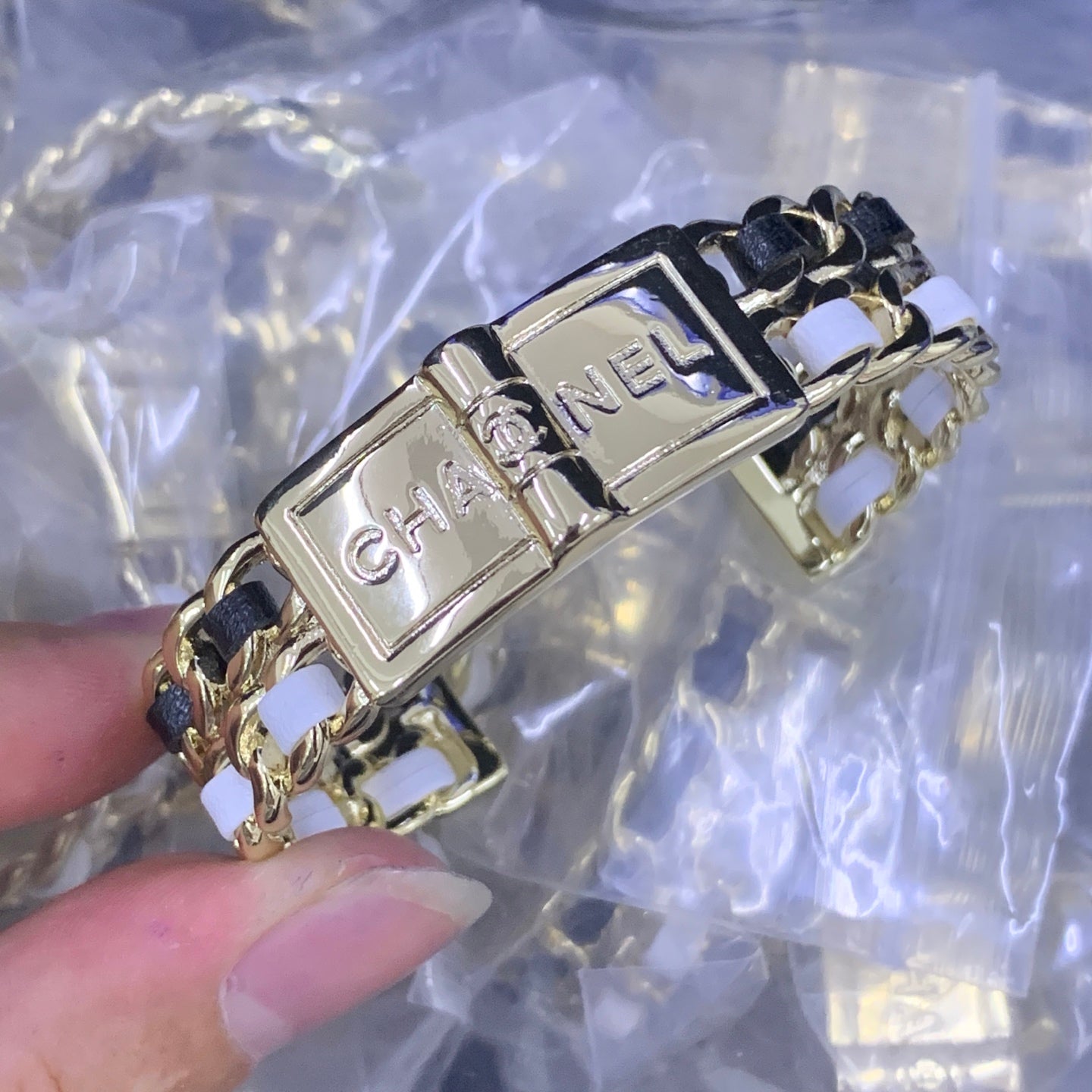 LuxluxHouse Low Price And High Quality Accessories Chanel