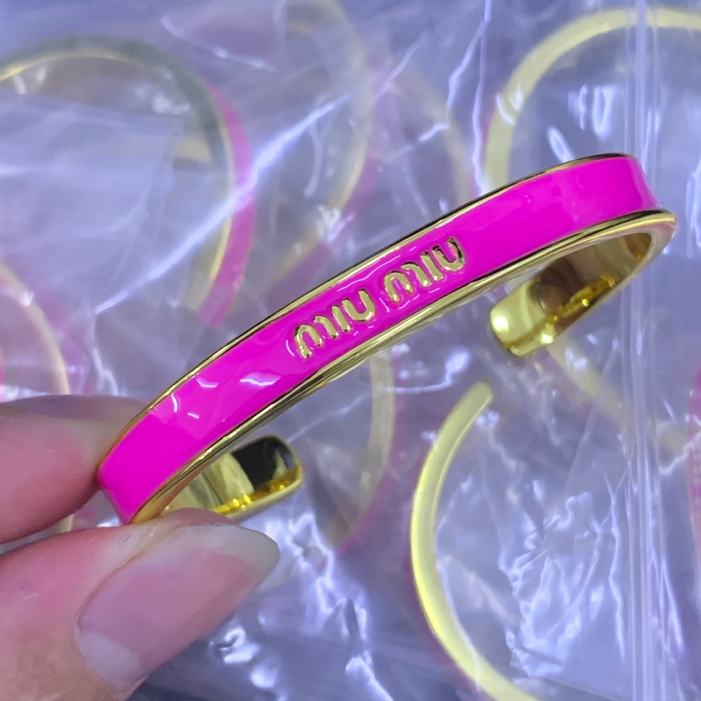 LuxluxHouse Low Price And High Quality Accessories Miu Miu