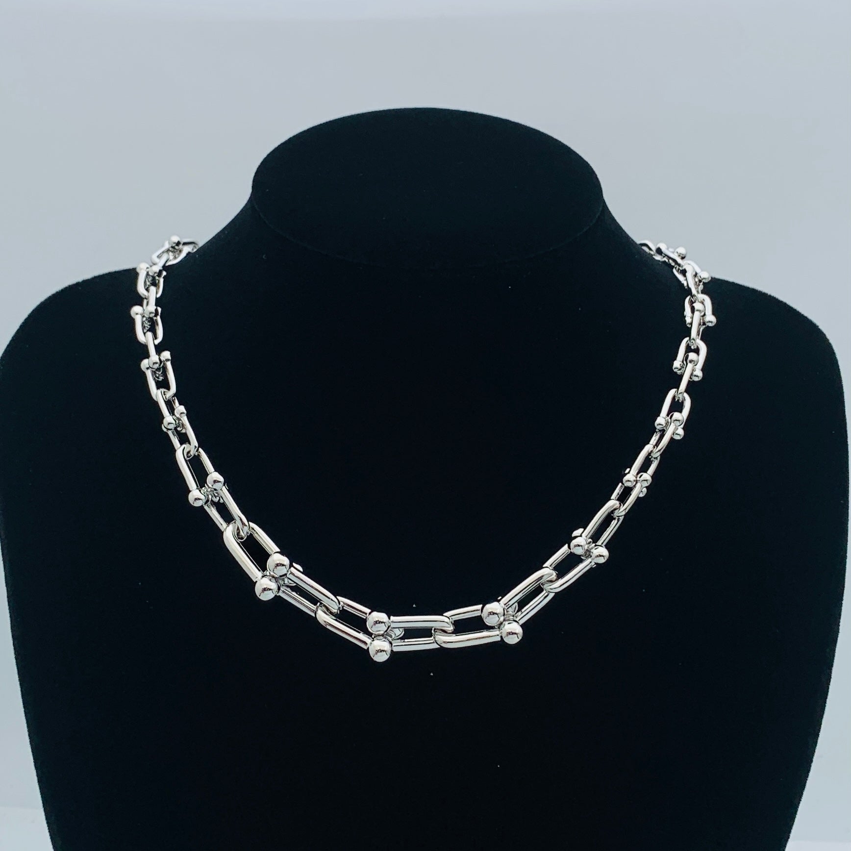 LuxluxHouse Low Price And High Quality Accessories Tiffany