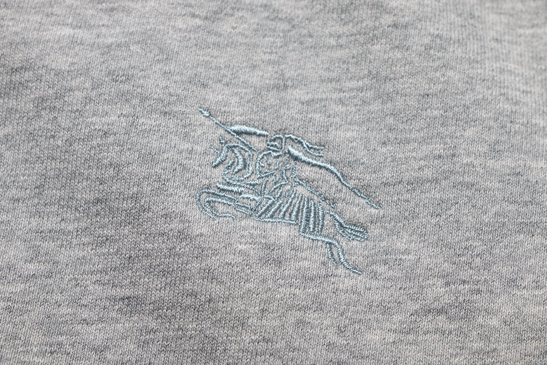 LuxluxHouse Best Quality Clothes Burberry Hoodie & Sweater