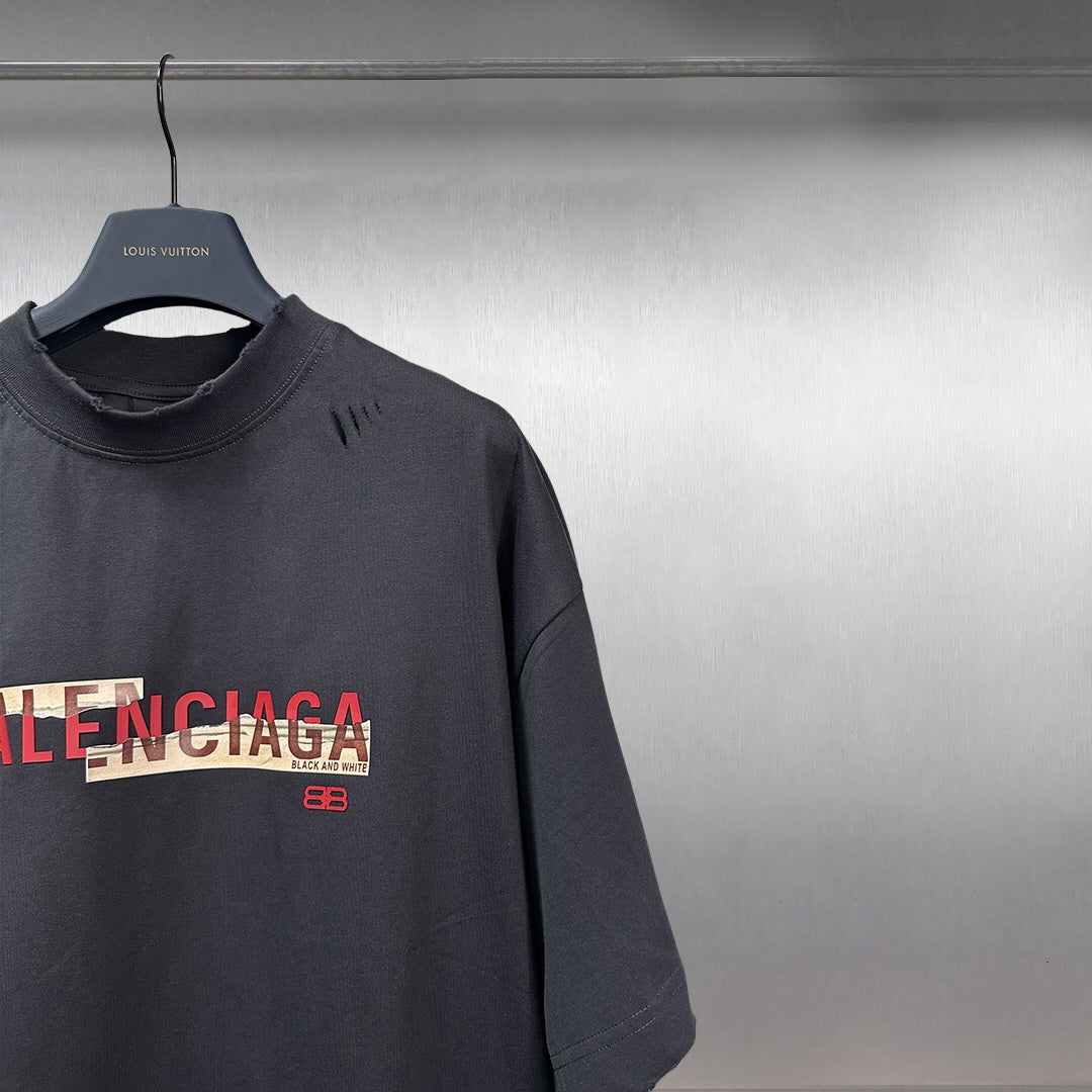 LuxluxHouse Best Quality Clothes Balenciaga T-shirt