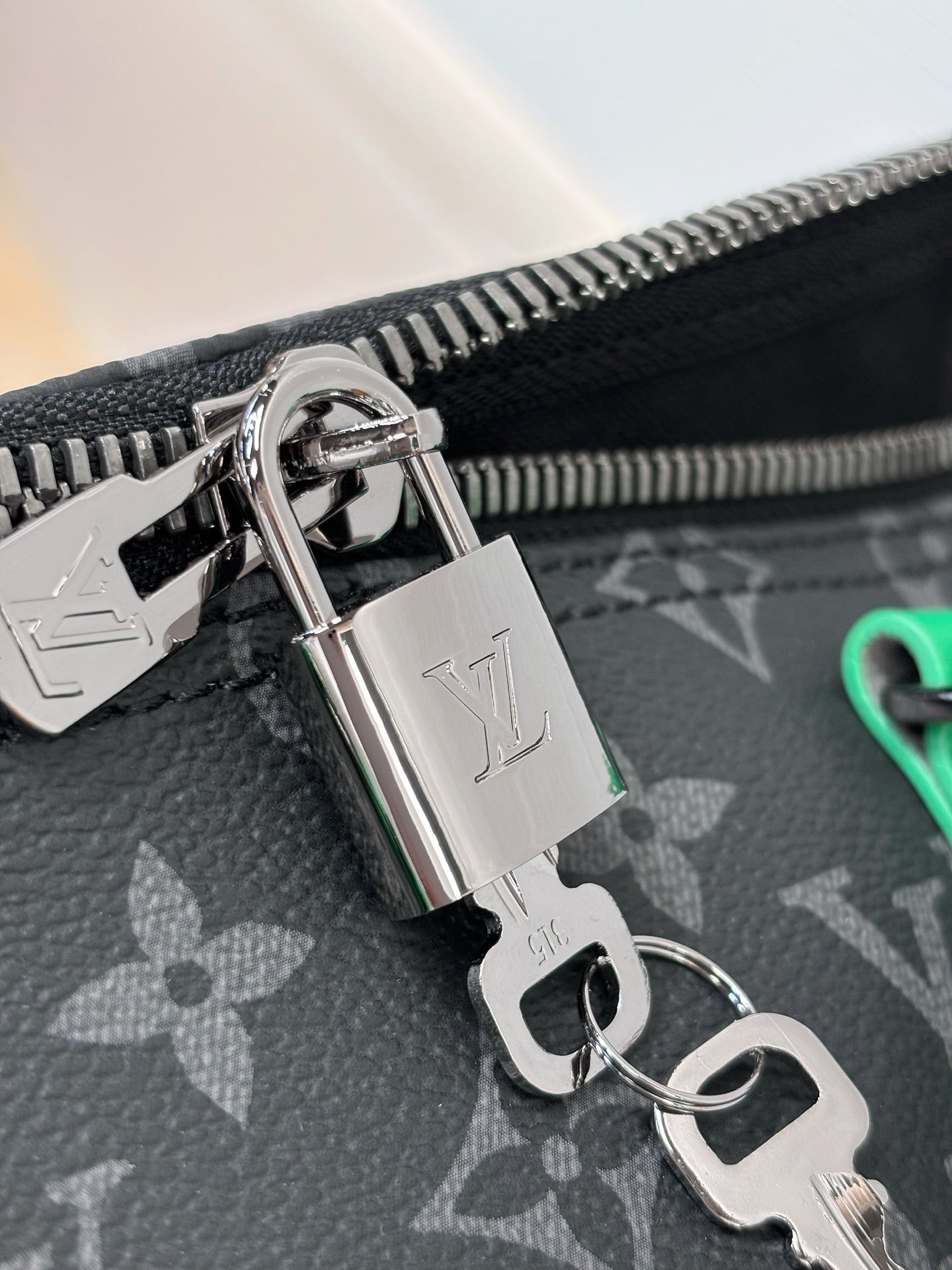 LuxluxHouse Best Quality Bags Louis Vuitton Men