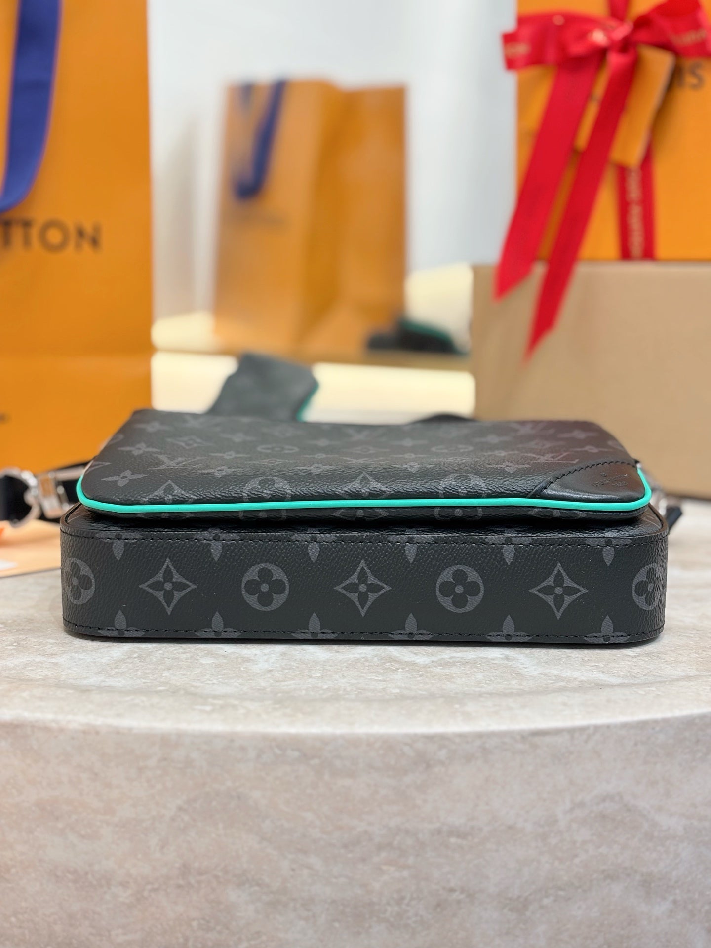 LuxluxHouse Best Quality Bags Louis Vuitton Men