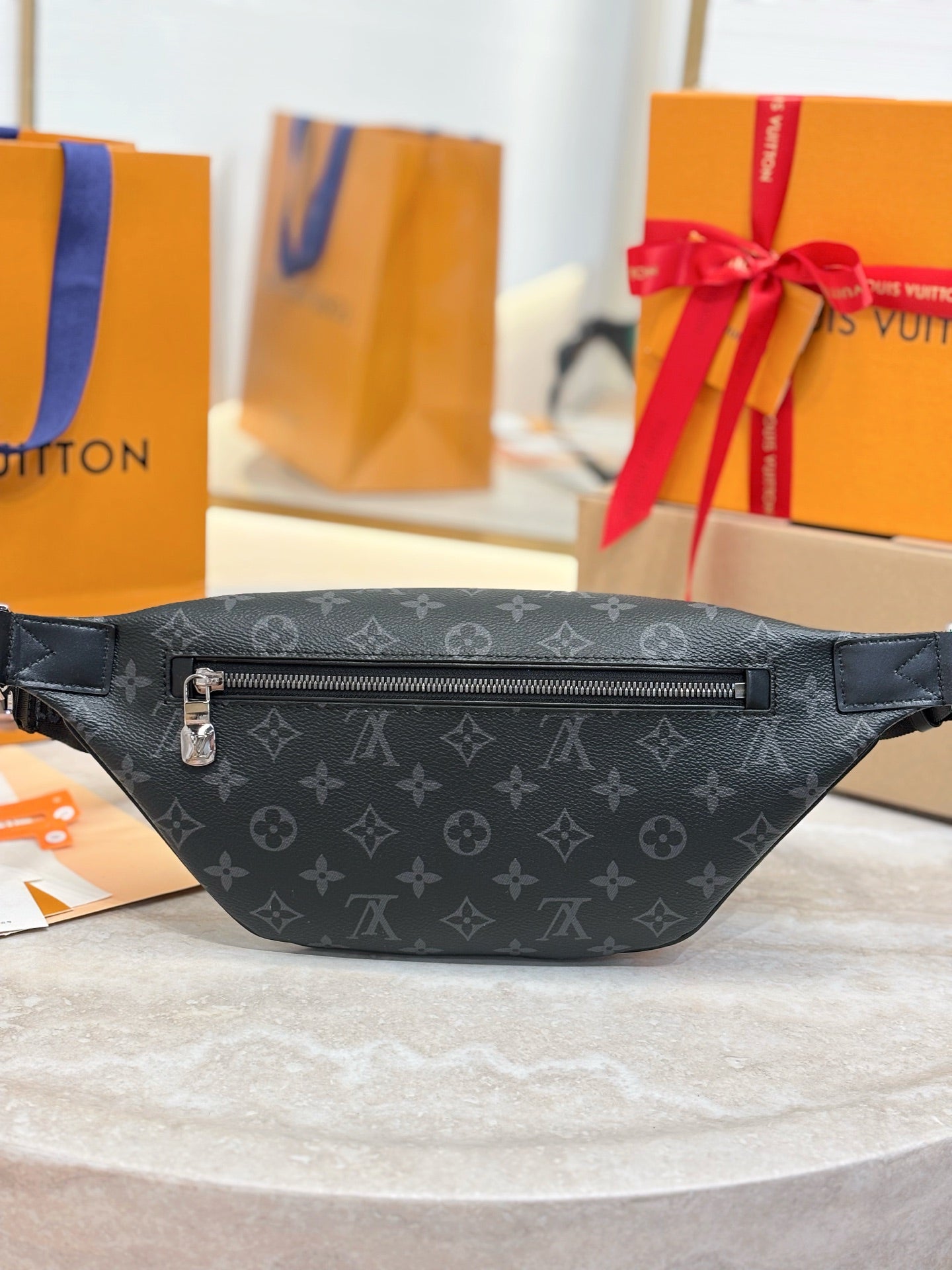 LuxluxHouse Best Quality Bags Louis Vuitton Men