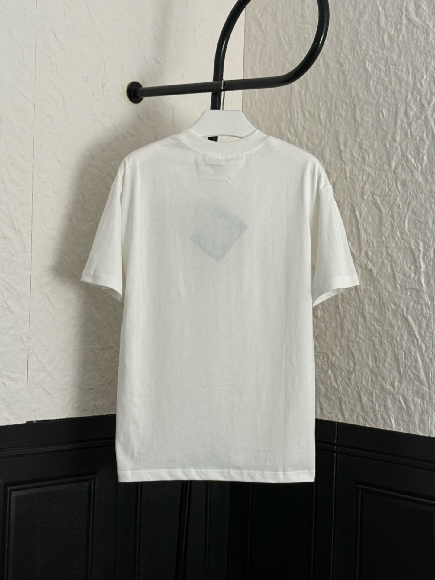 LuxluxHouse Best Quality Clothes T-shirt Loewe