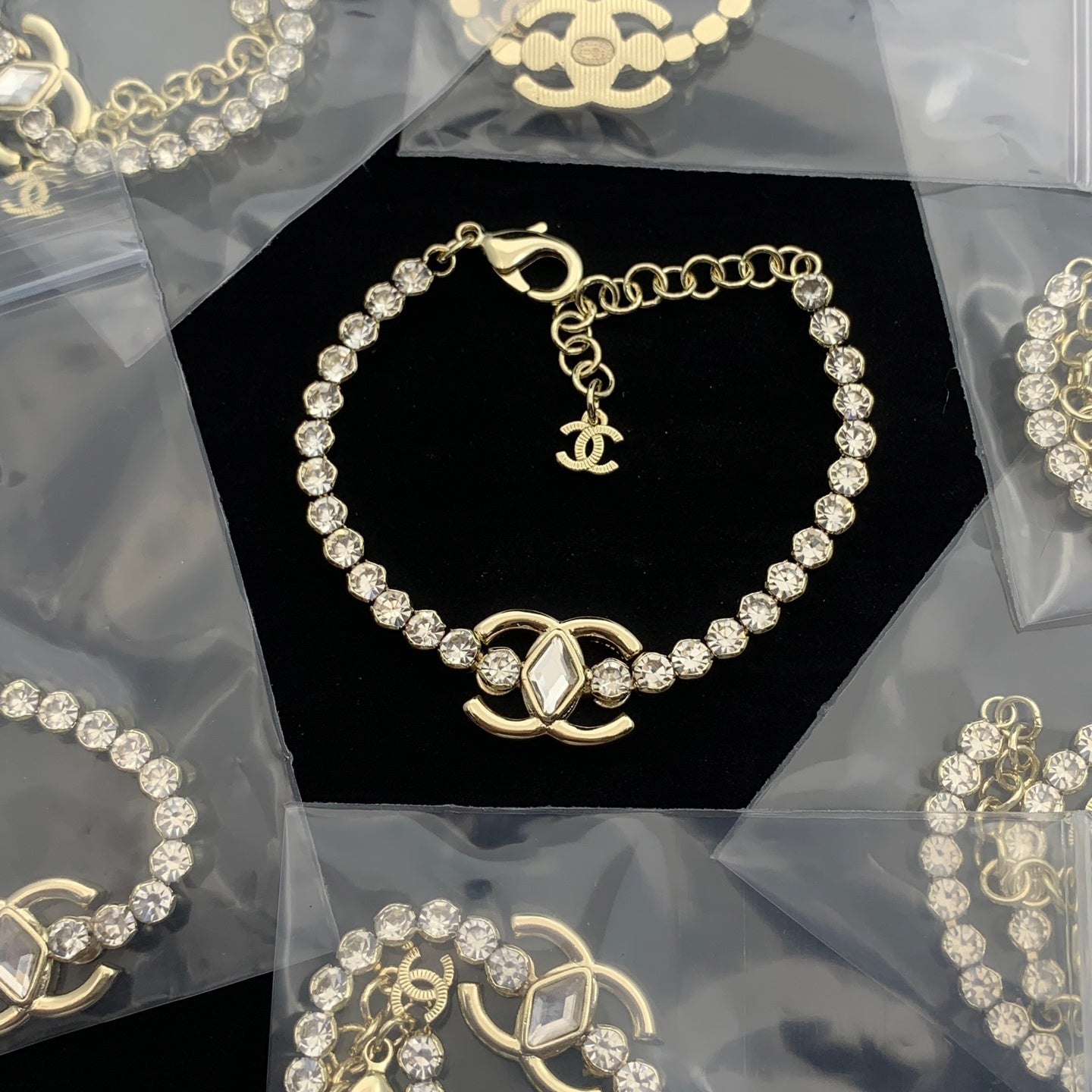 LuxluxHouse Low Price And High Quality Accessories Chanel