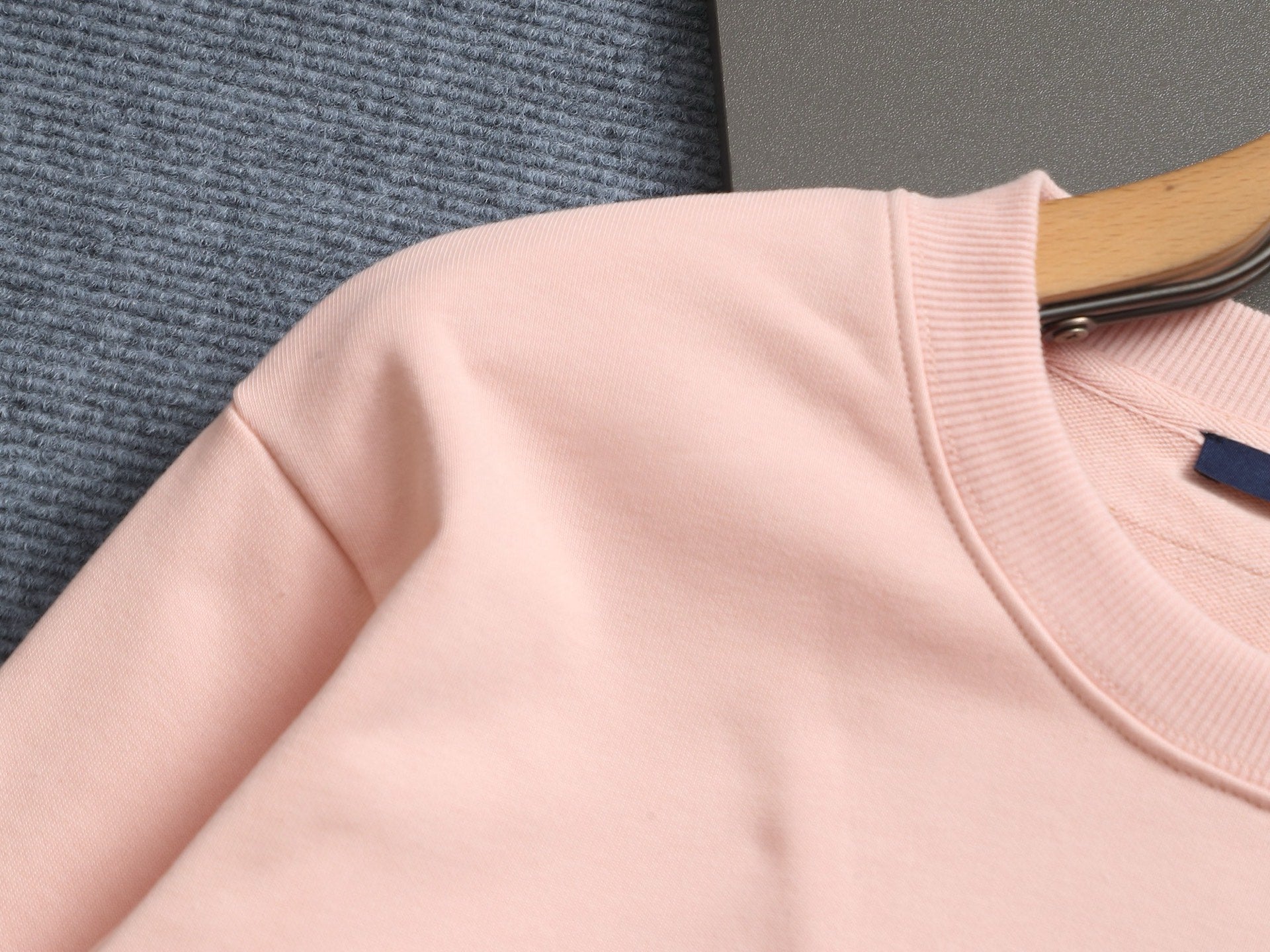 LuxluxHouse Best Quality Clothes Hoodie & Sweater Louis Vuitton