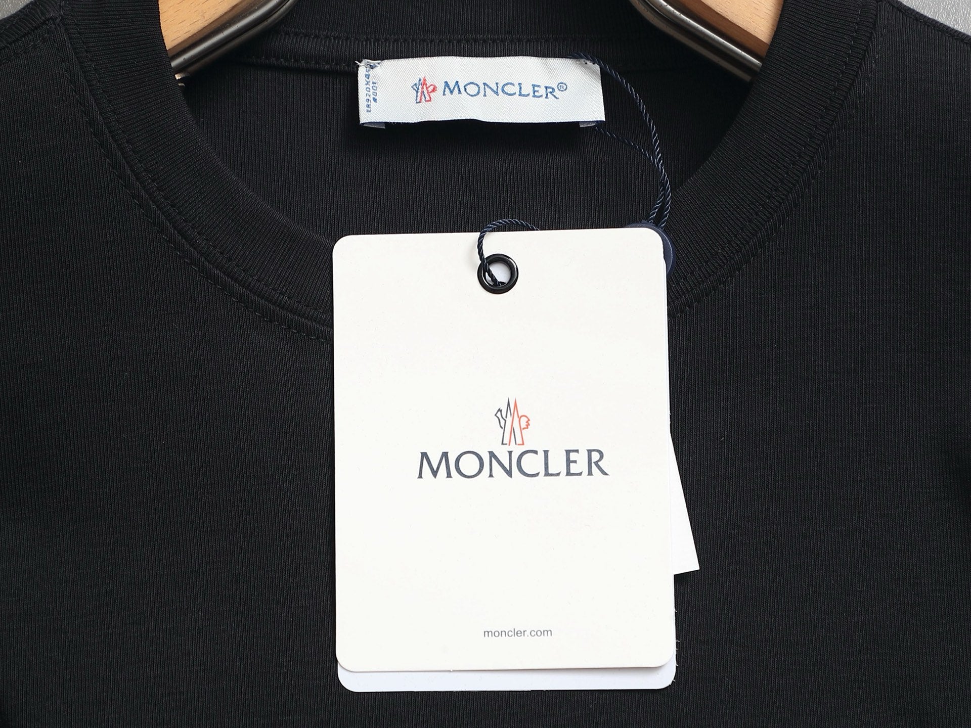 LuxluxHouse Best Quality Clothes T-shirt Moncler
