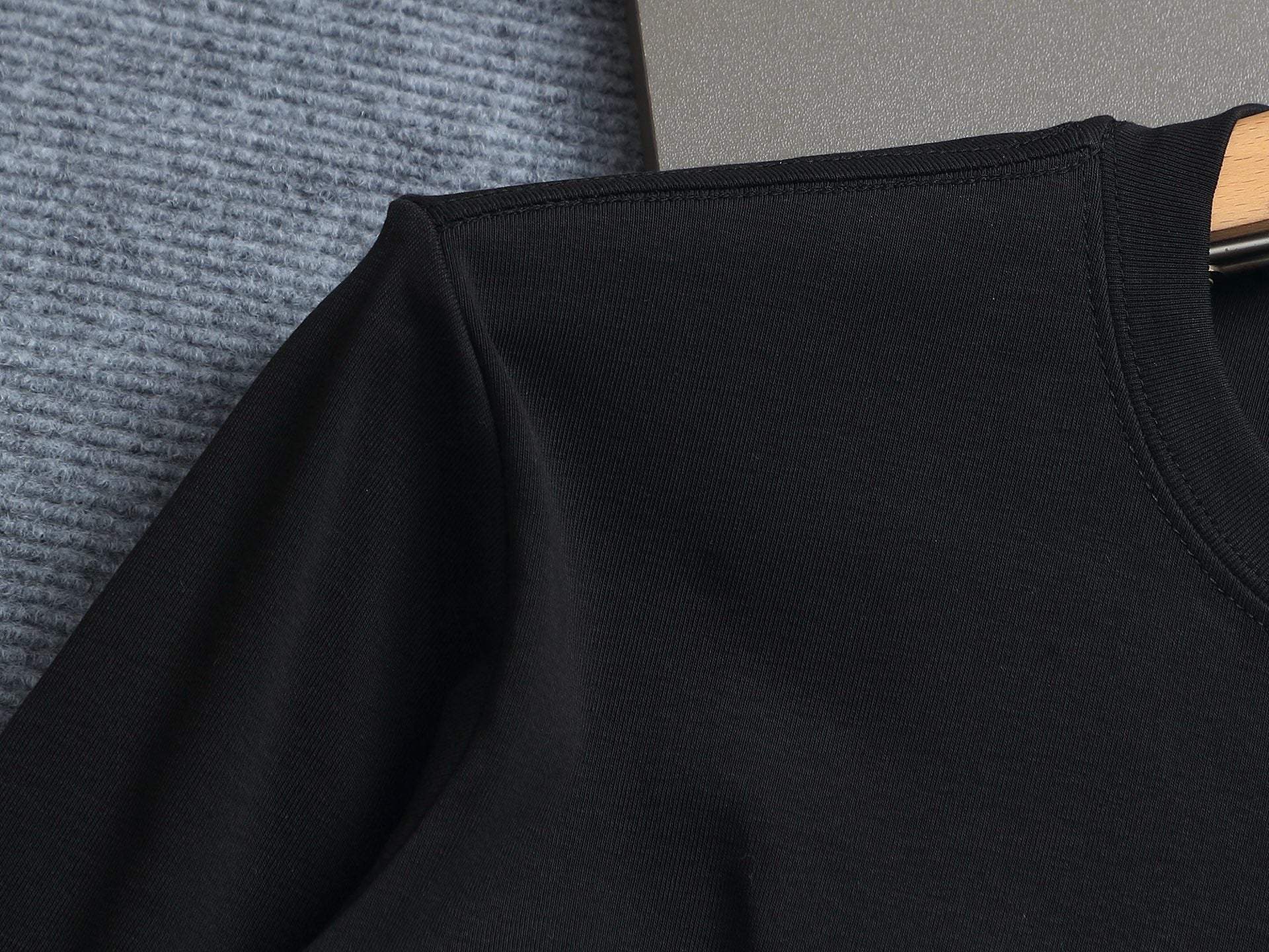 LuxluxHouse Best Quality Clothes T-shirt Moncler