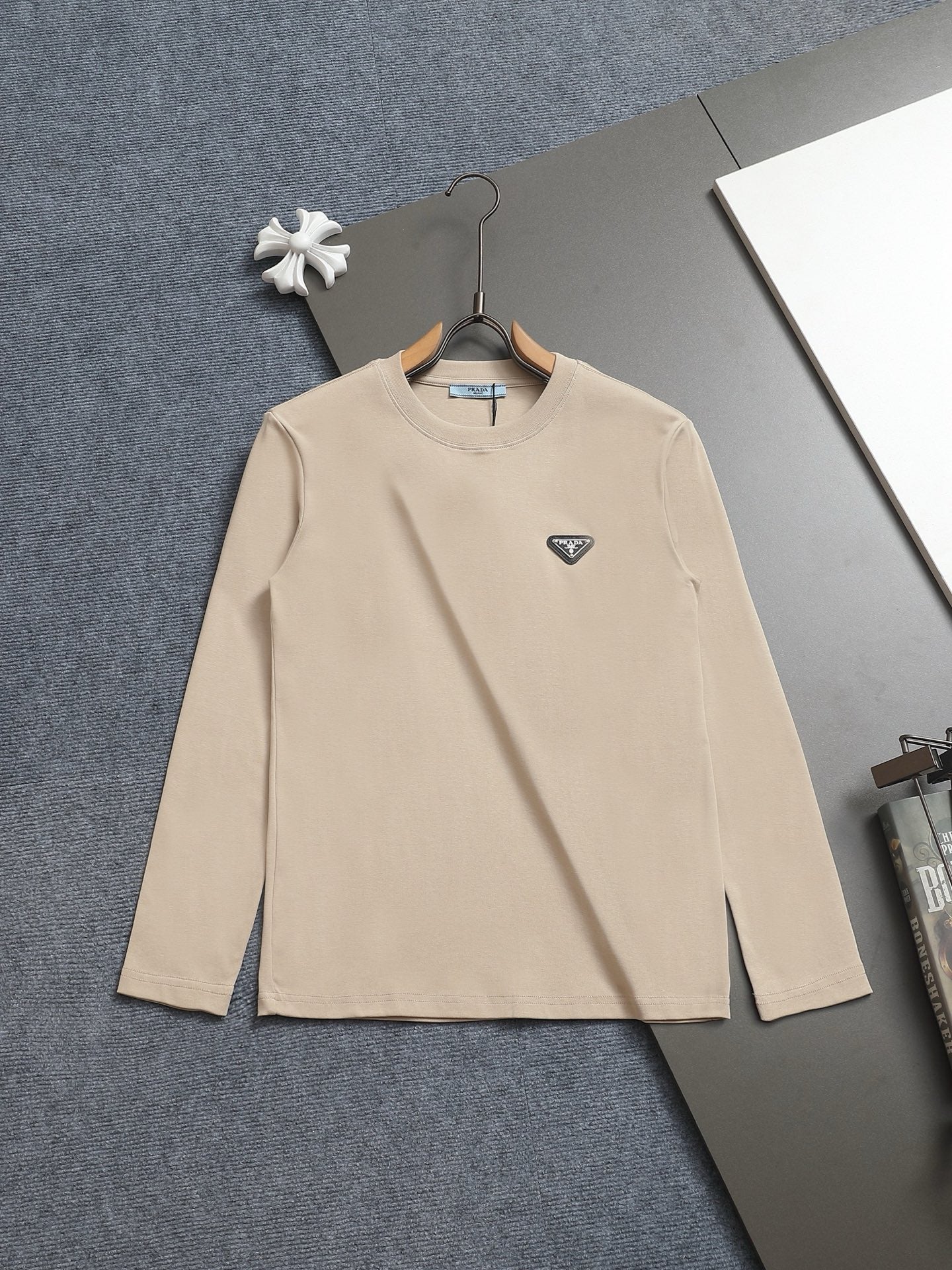 LuxluxHouse Best Quality Clothes T-shirt Prada