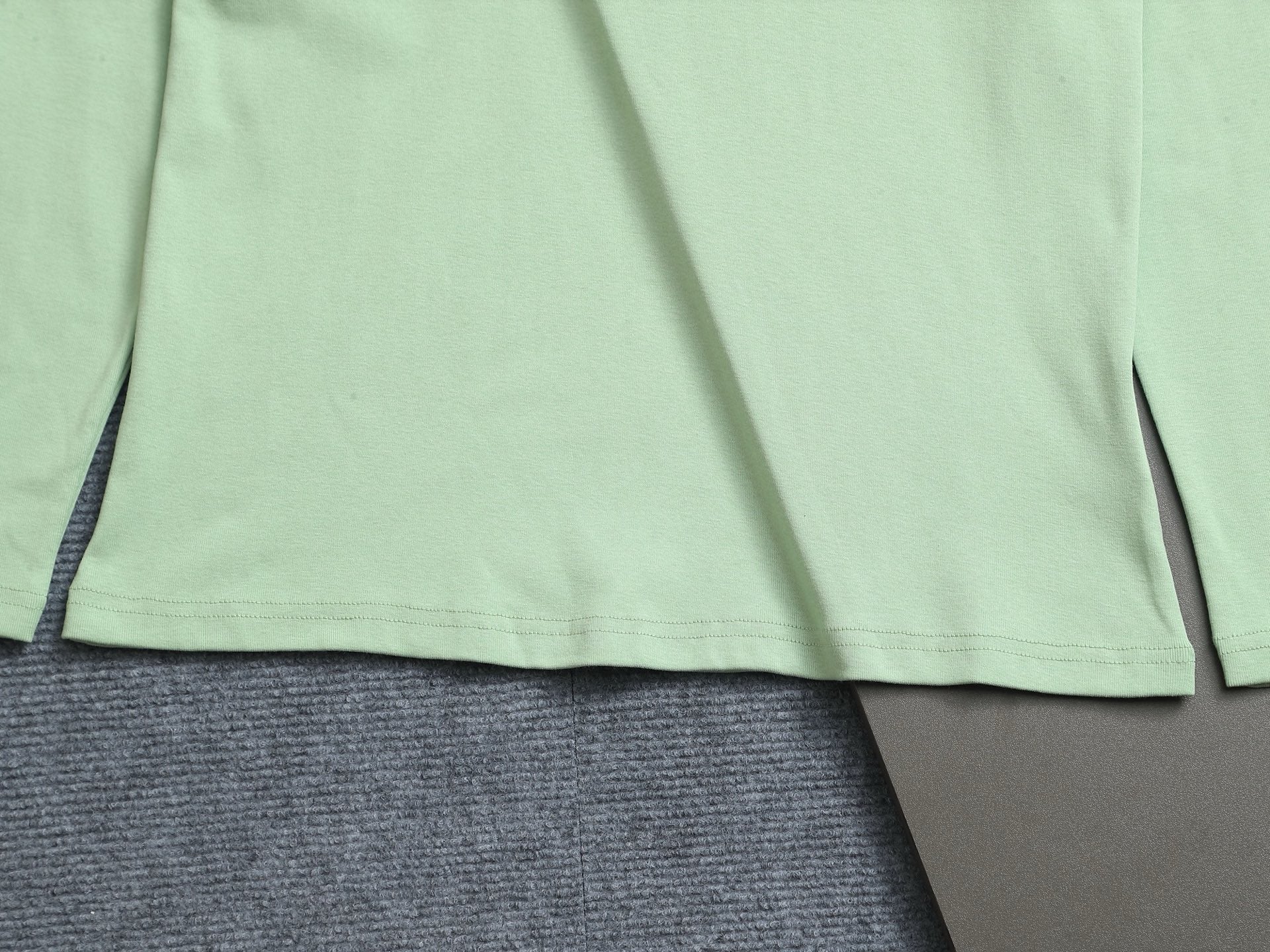 LuxluxHouse Best Quality Clothes T-shirt Prada