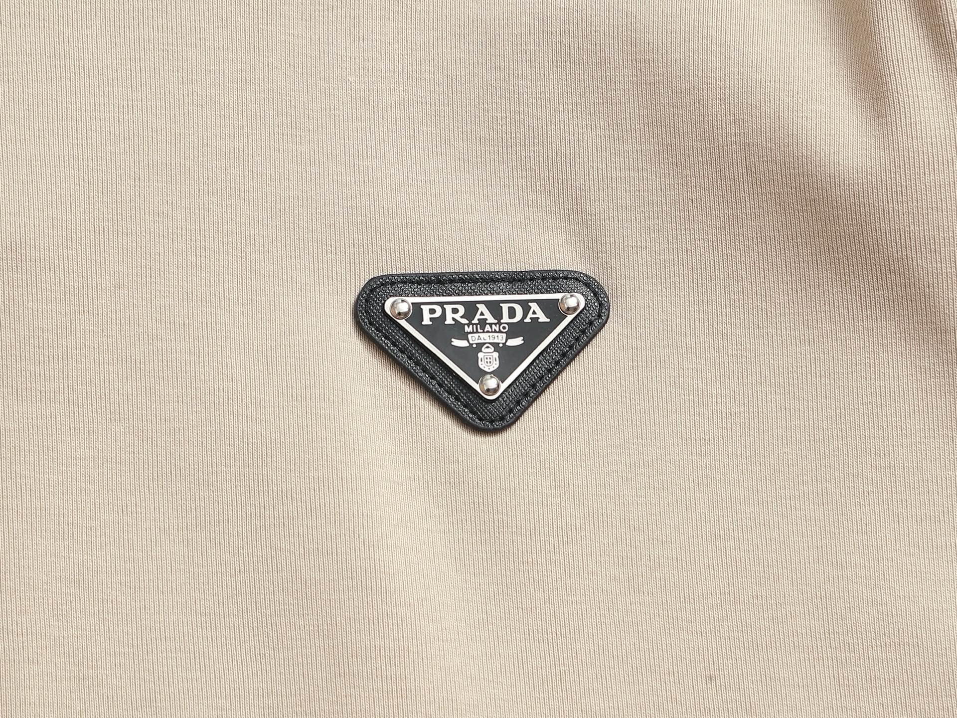 LuxluxHouse Best Quality Clothes T-shirt Prada