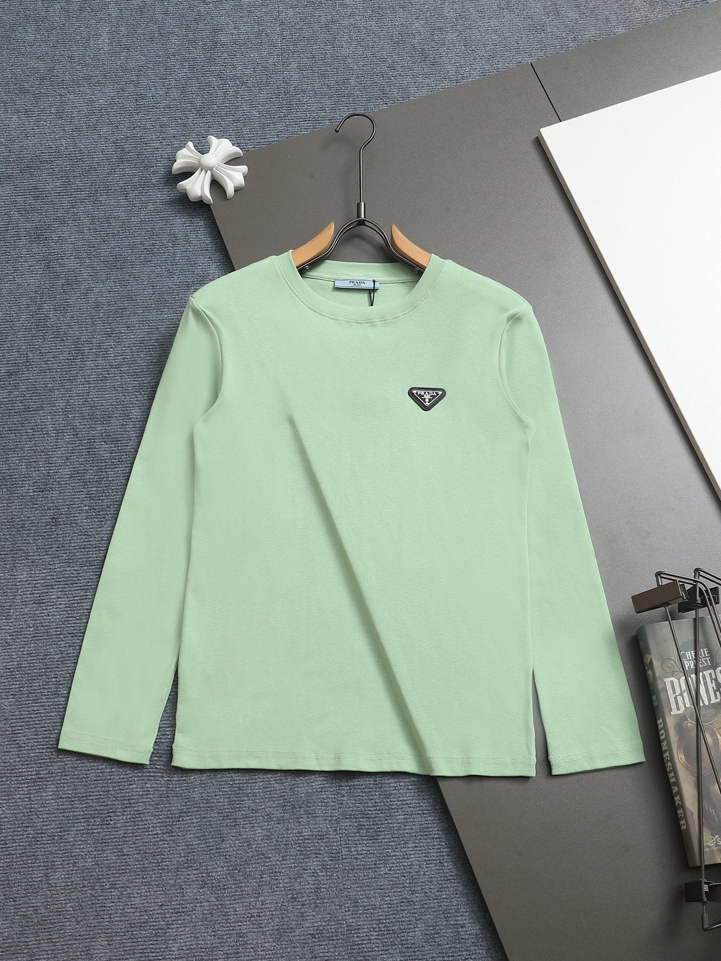 LuxluxHouse Best Quality Clothes T-shirt Prada