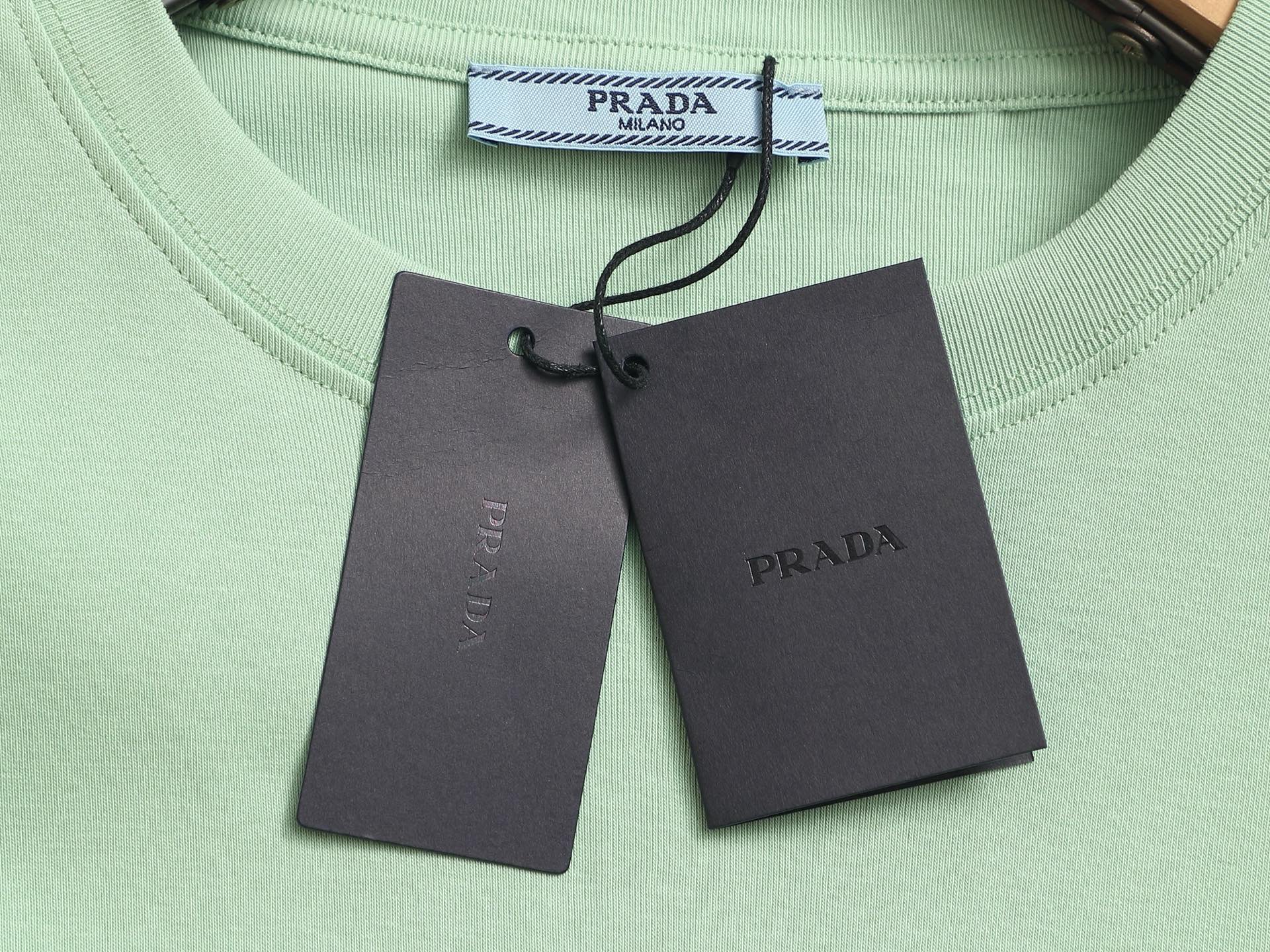 LuxluxHouse Best Quality Clothes T-shirt Prada