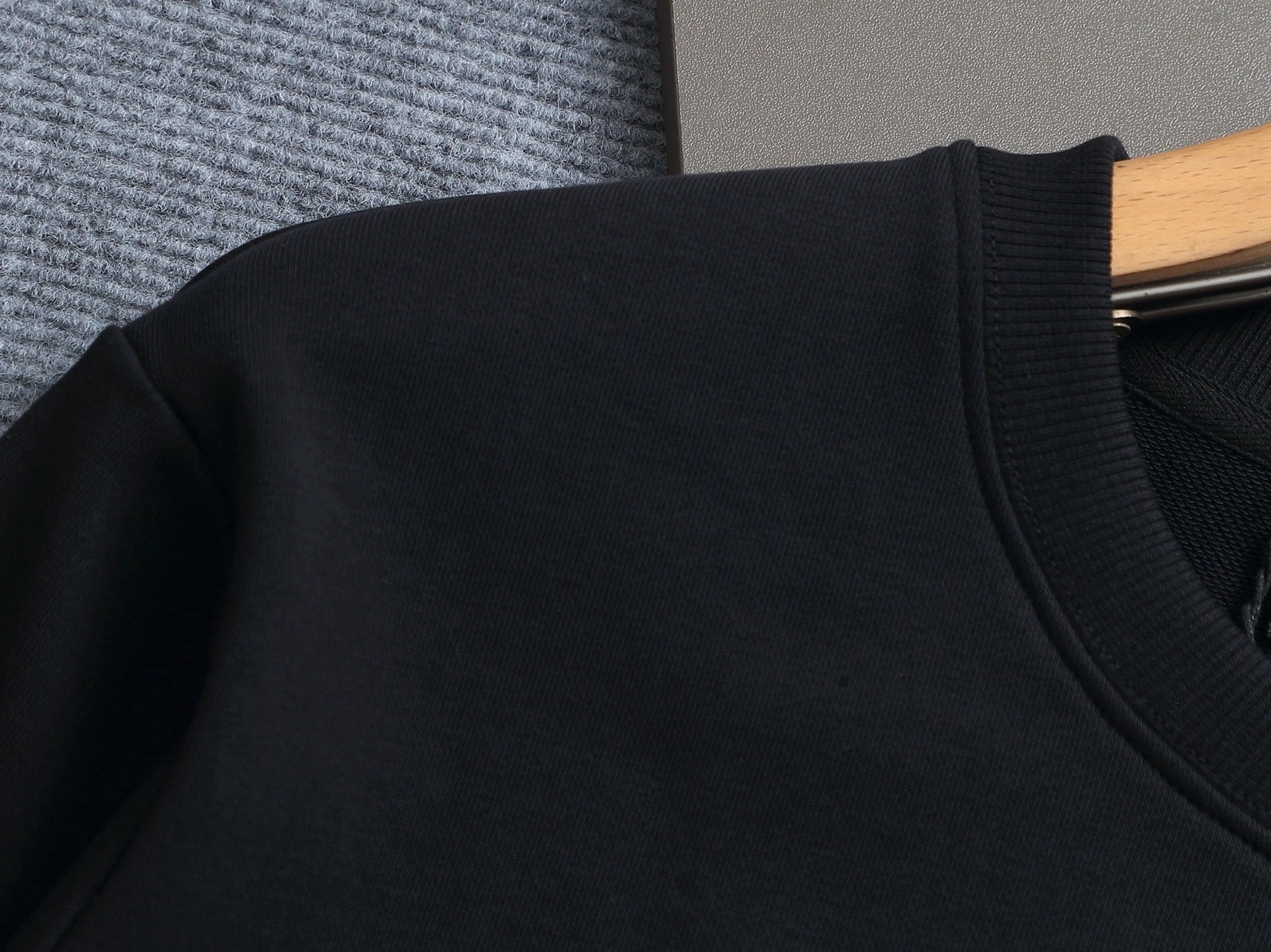 LuxluxHouse Best Quality Clothes Hoodie & Sweater Prada