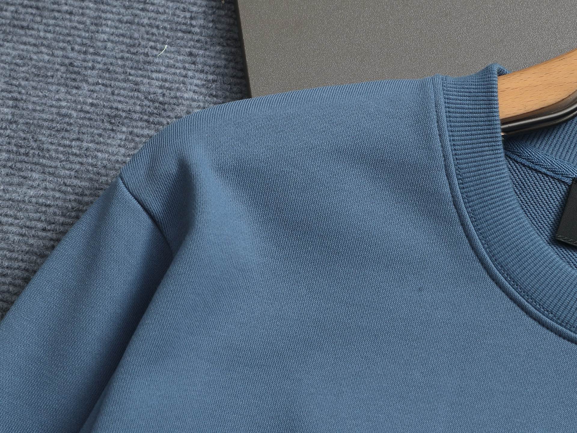 LuxluxHouse Best Quality Clothes Hoodie & Sweater Prada