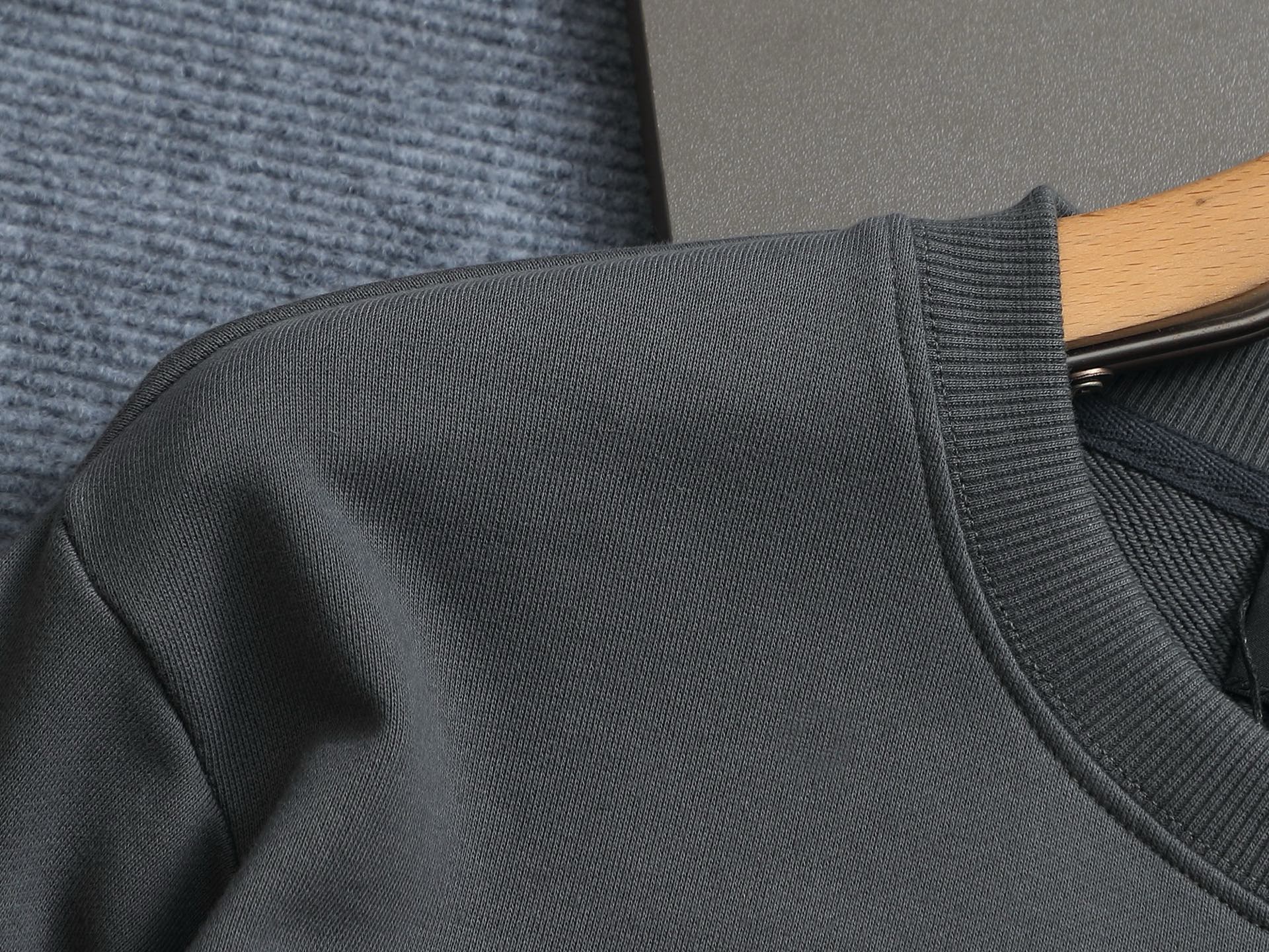LuxluxHouse Best Quality Clothes Hoodie & Sweater Prada