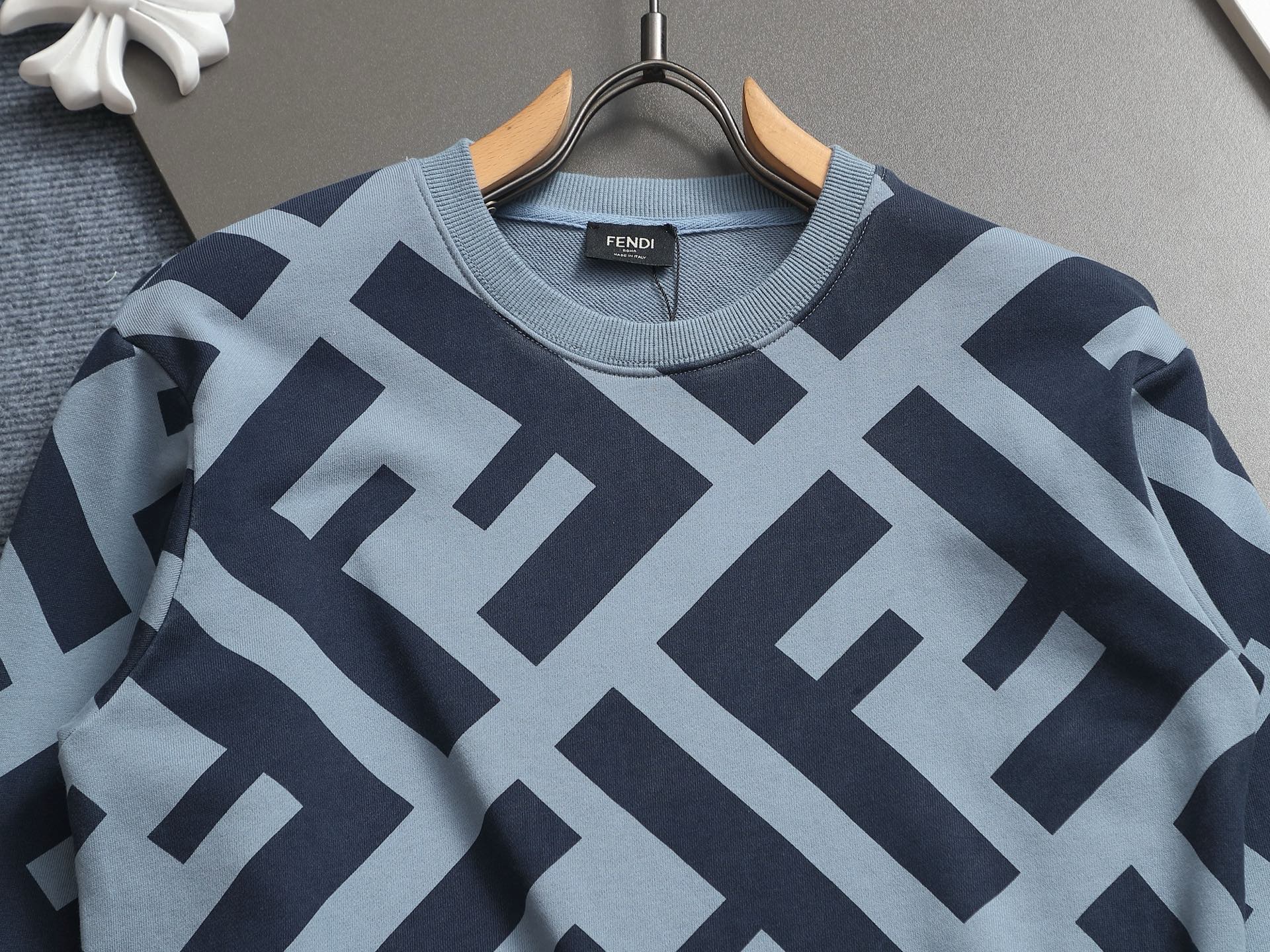 LuxluxHouse Best Quality Clothes Fendi Hoodie & Sweater