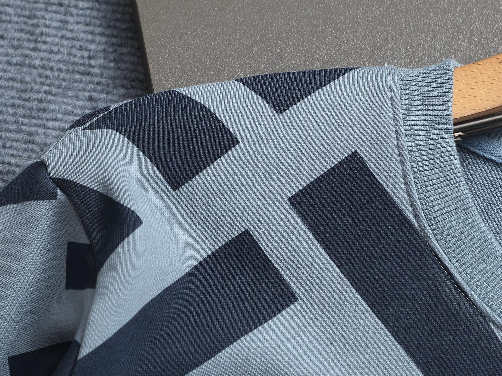 LuxluxHouse Best Quality Clothes Fendi Hoodie & Sweater