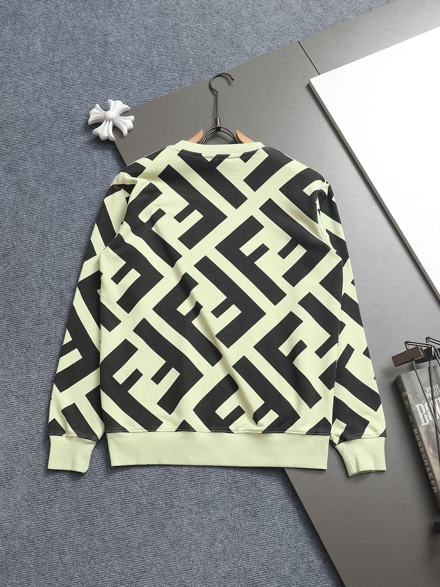 LuxluxHouse Best Quality Clothes Fendi Hoodie & Sweater