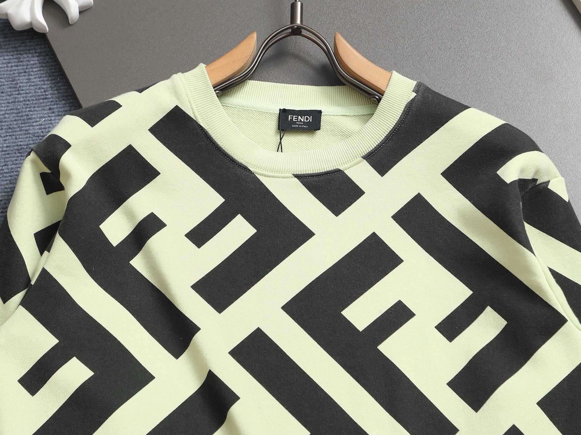 LuxluxHouse Best Quality Clothes Fendi T-shirt