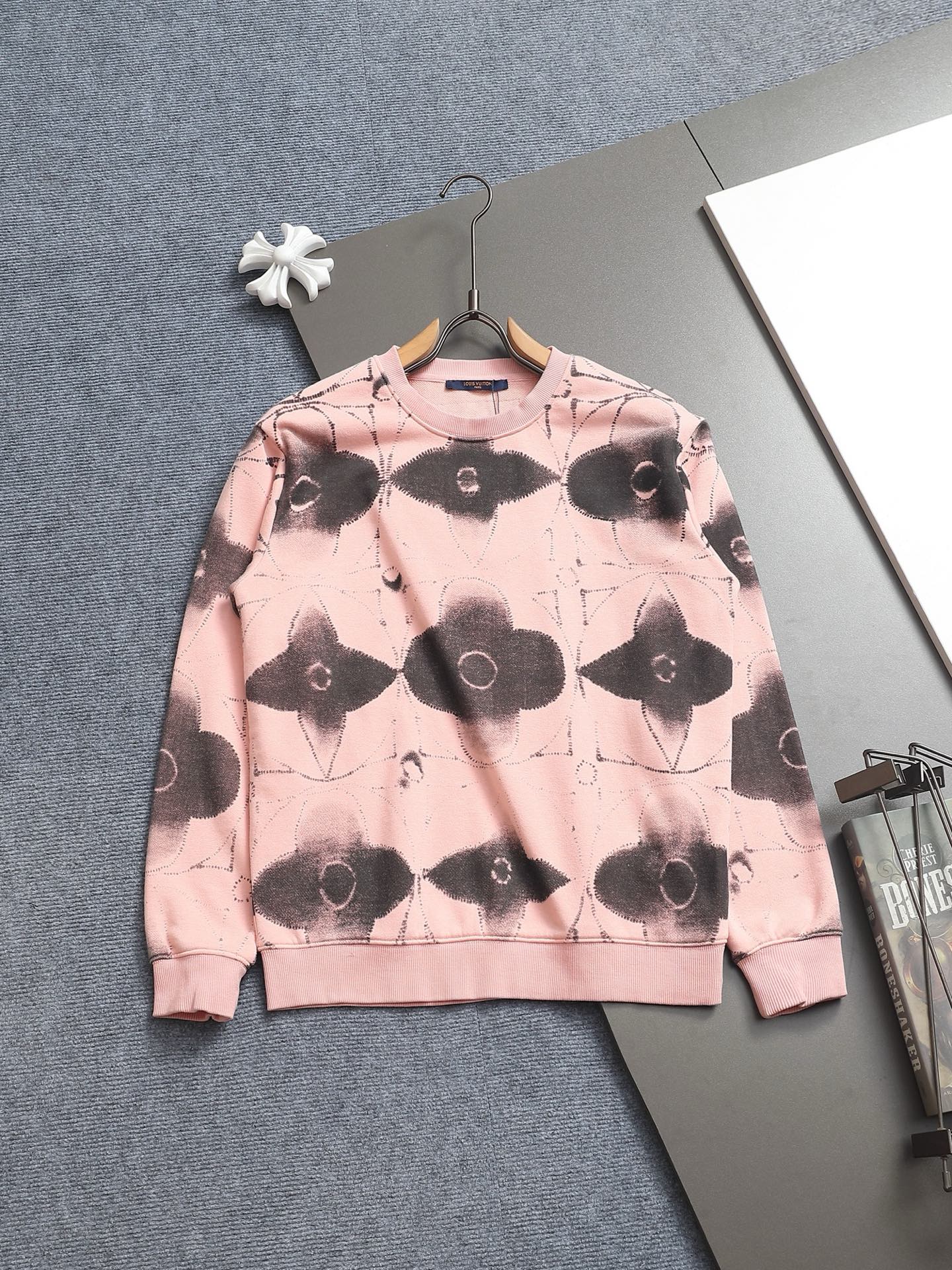 LuxluxHouse Best Quality Clothes Hoodie & Sweater Louis Vuitton