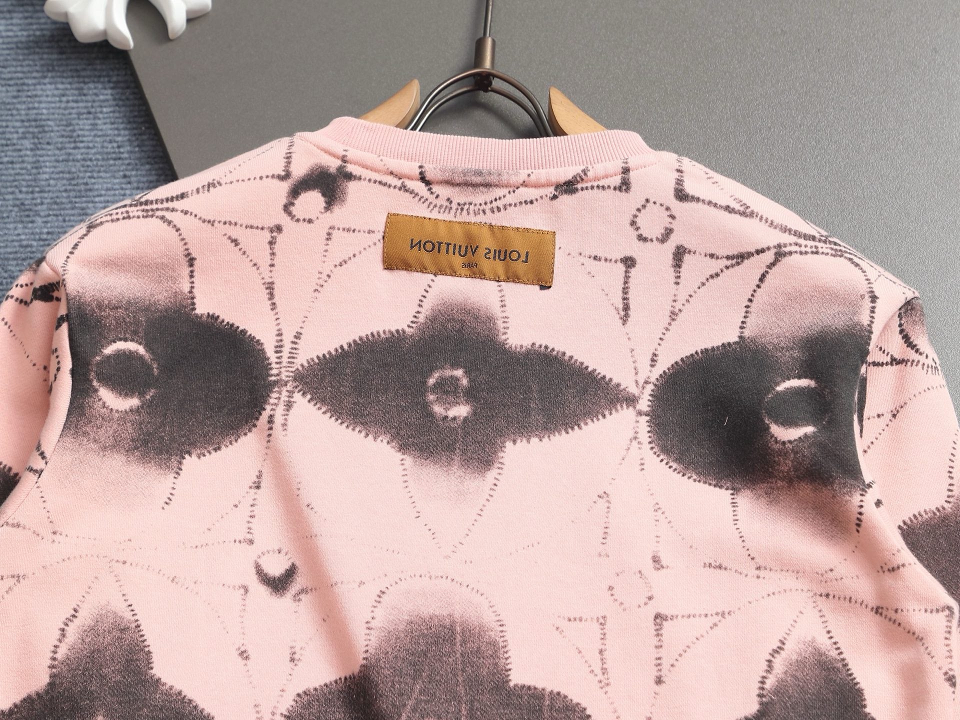 LuxluxHouse Best Quality Clothes Hoodie & Sweater Louis Vuitton