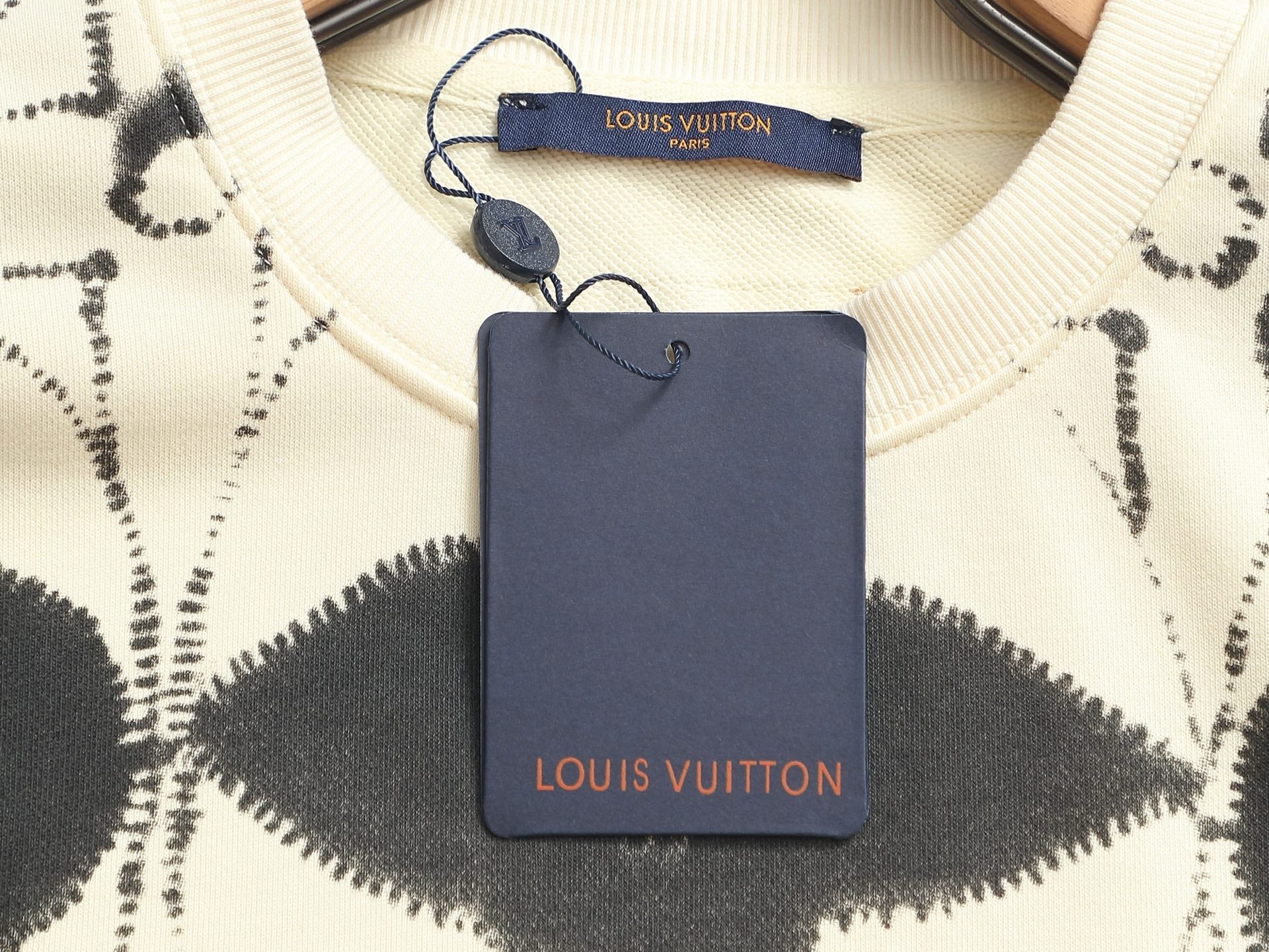 LuxluxHouse Best Quality Clothes Hoodie & Sweater Louis Vuitton